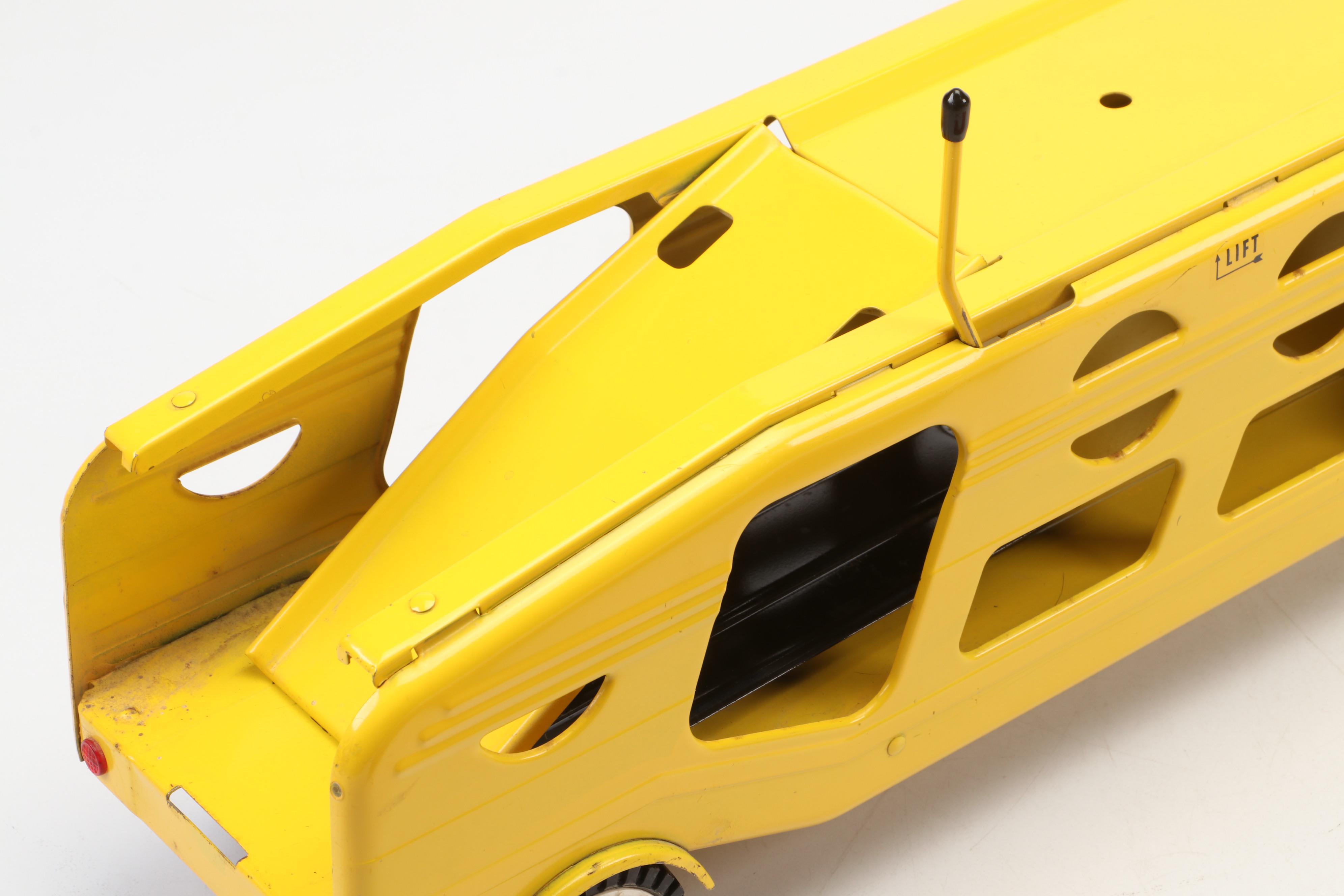 Tonka Pressed Steel Car Carrier with Plastic Ford Mustangs