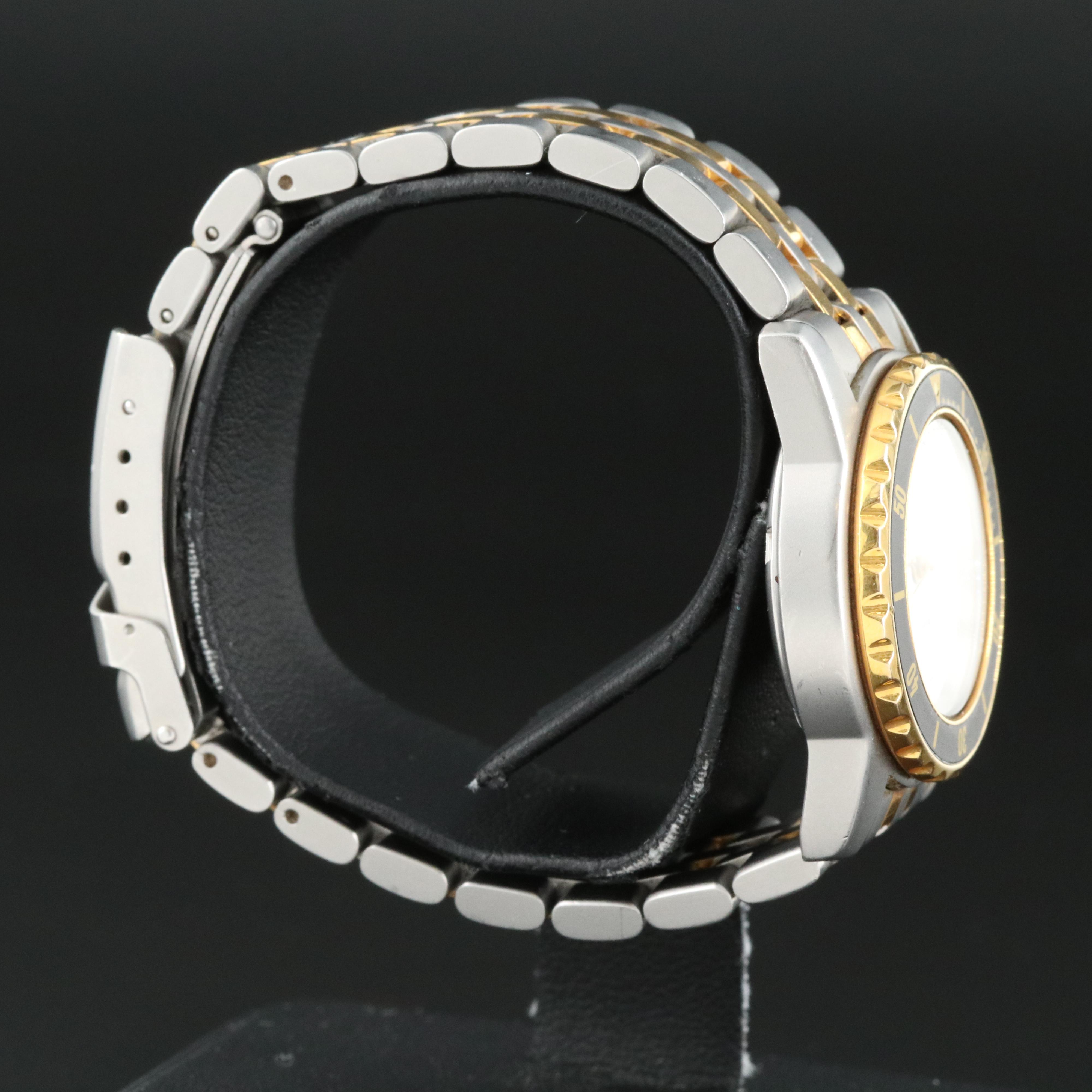 TAG Heuer 1500 Series Quartz Watch