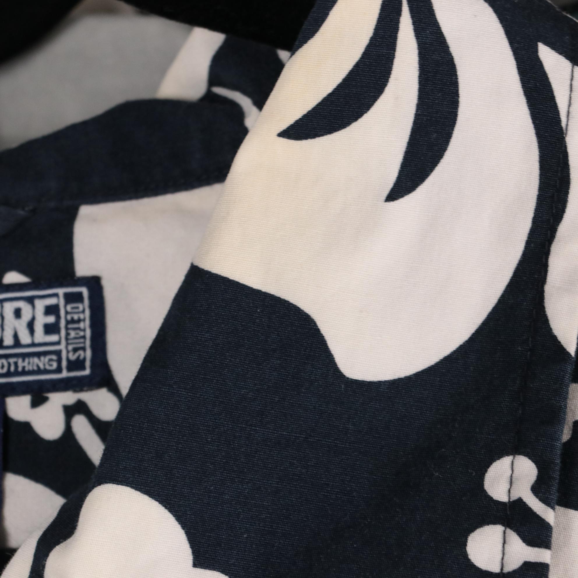 Men's Printed, Batik, and Hawaiian Style Button-Up Shirts