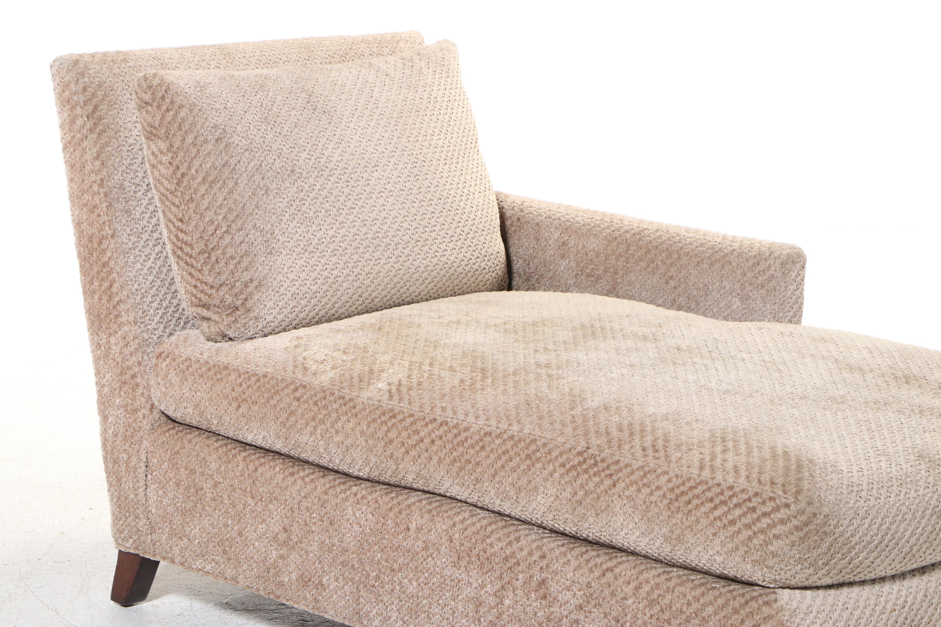 Lee Industries Custom-Upholstered Right-Arm-Facing Chaise Lounge