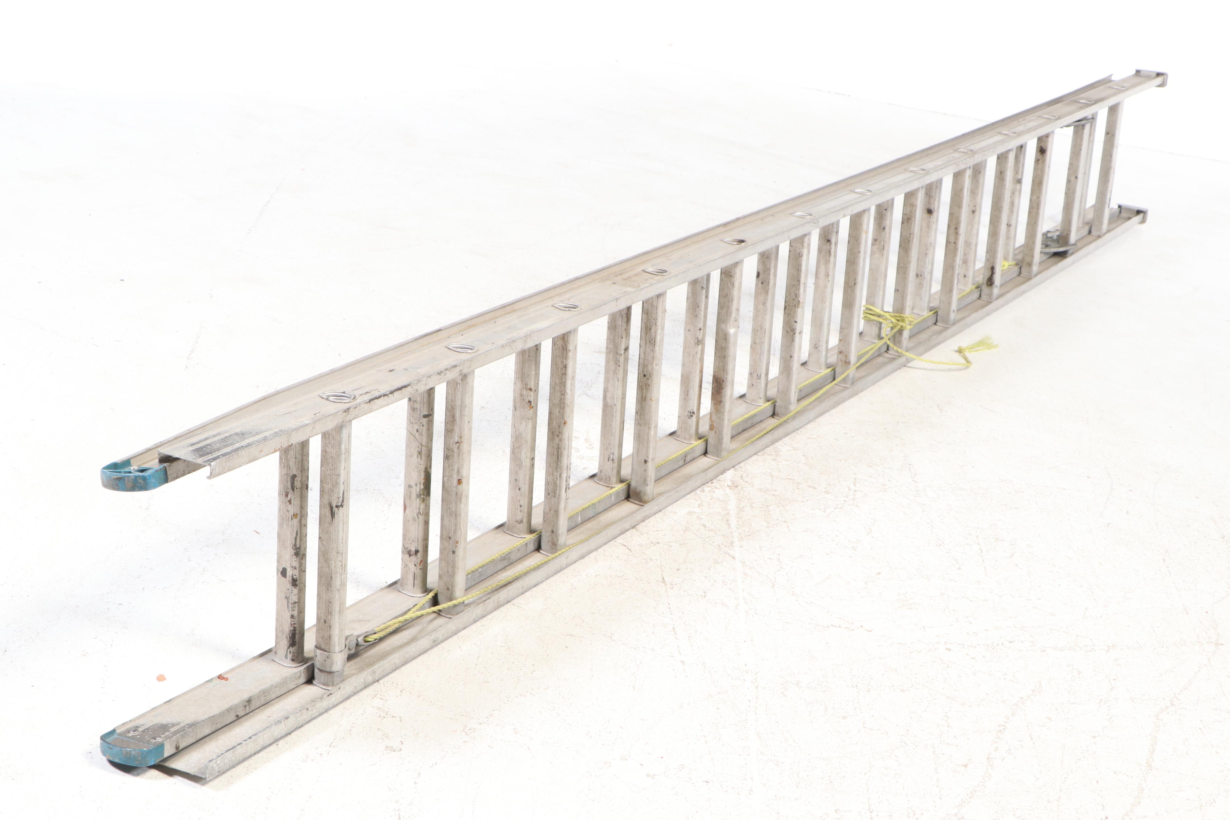 Hudson and White Metal Aluminum Extension Ladders