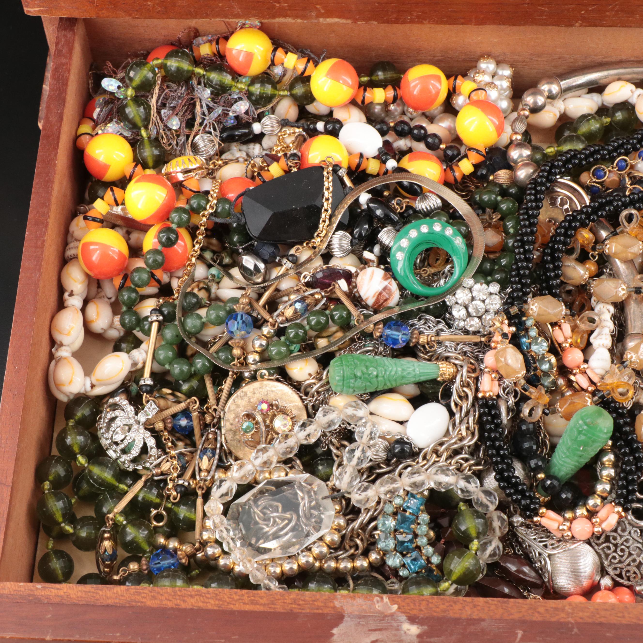 Uncommon Discoveries: Jewelry Collection