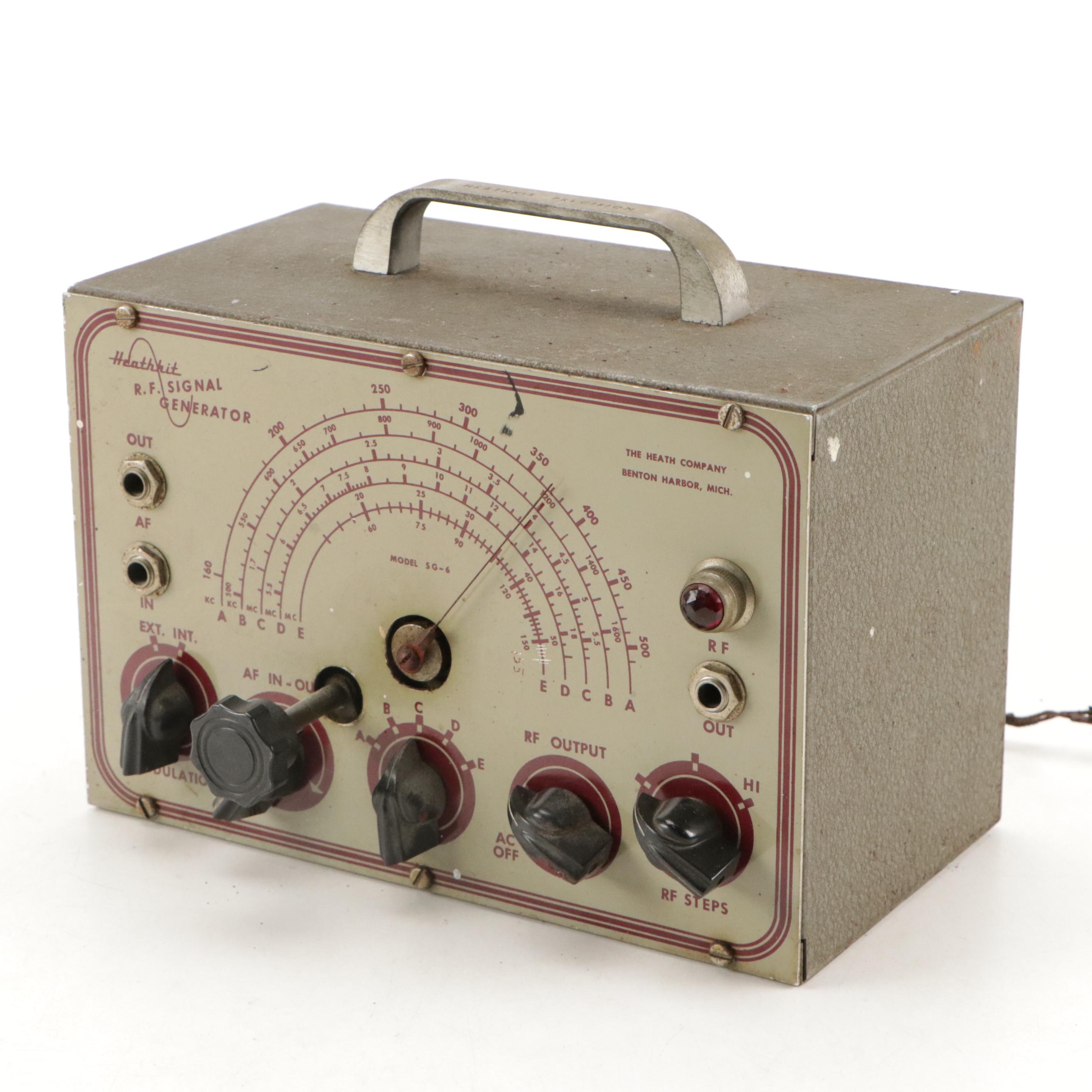 Heathkit RF Signal Generator and Battery Eliminatar with Zell Pyrez Glass Fuses
