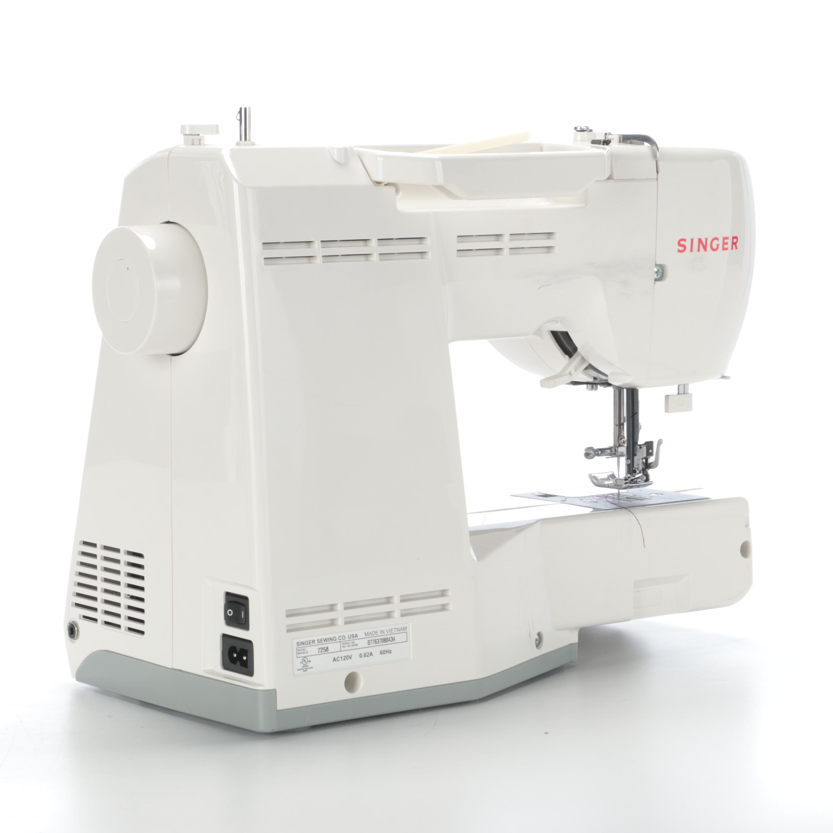 Singer Stylist Sewing Machine with Accessories