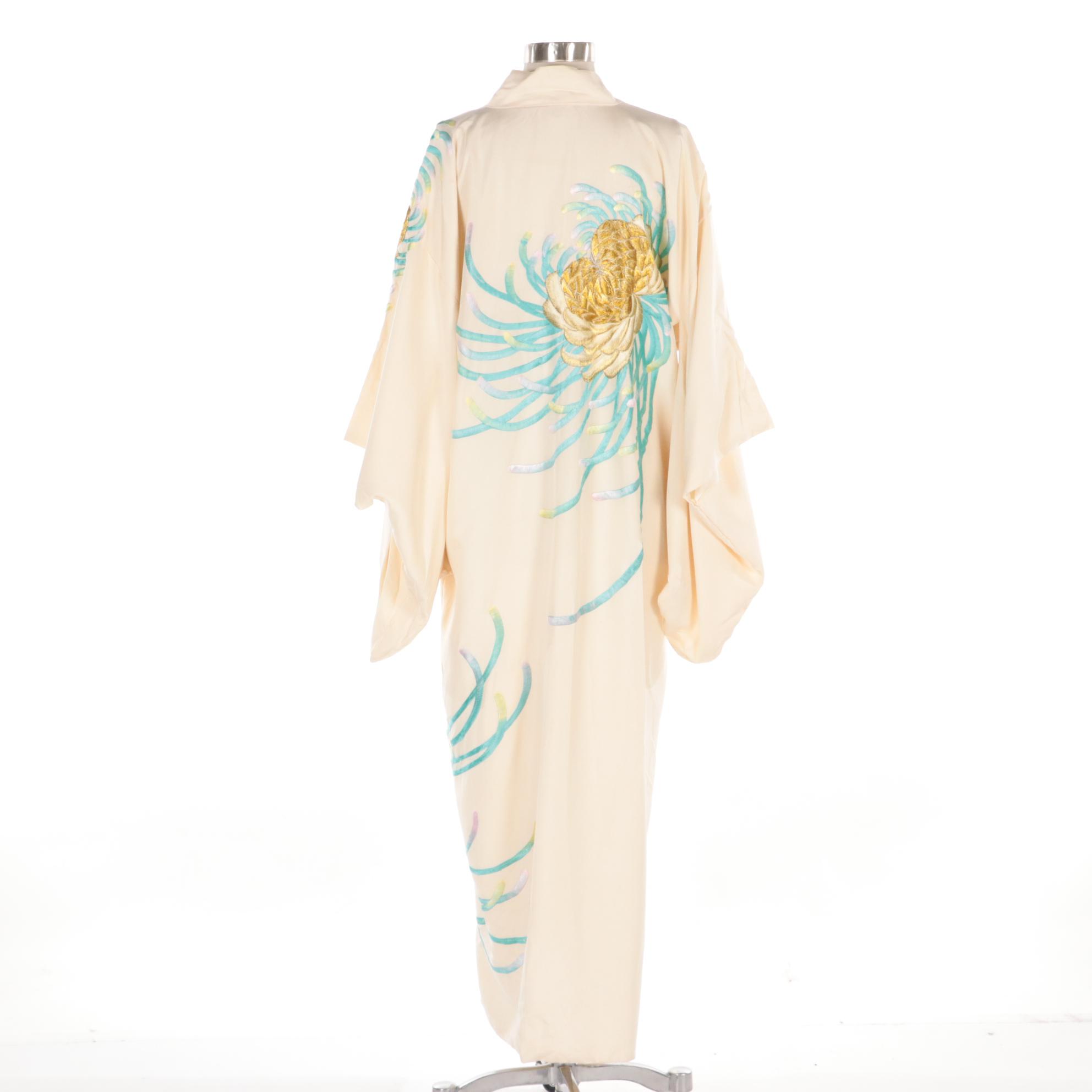 Japanese Spider Chrysanthemum Embroidered Kimono Robe