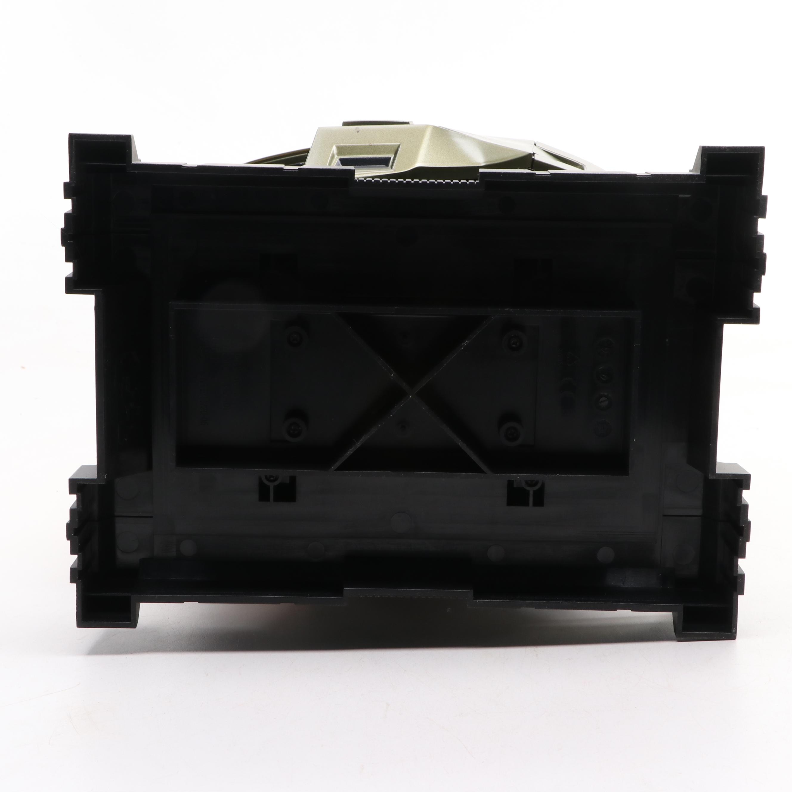 Halo 3 Legendary Edition Master Chief Helmet Display on Stand with Graphic Novel