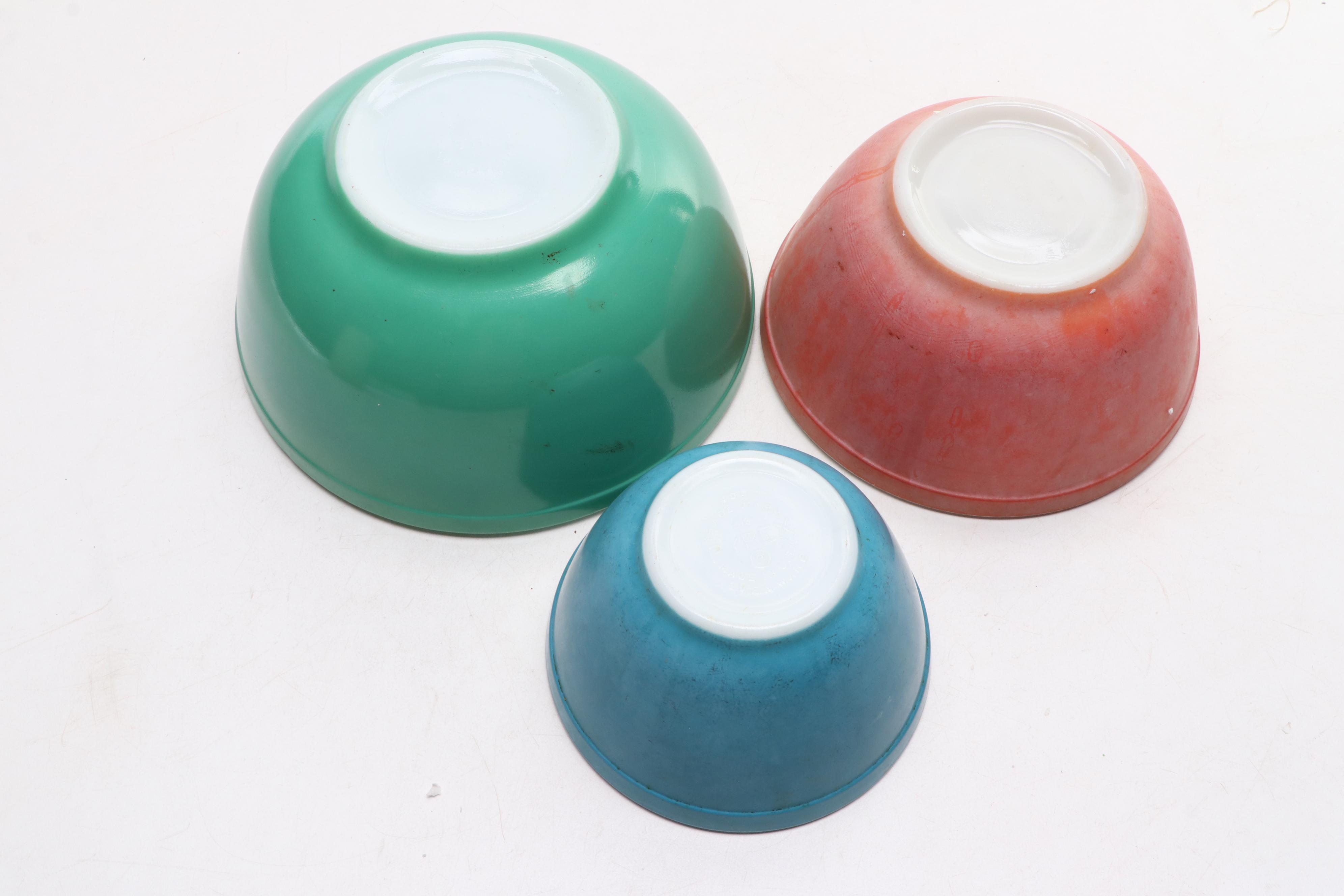 Pyrex "Primary" Glass Mixing Bowls, Mid-20th Century