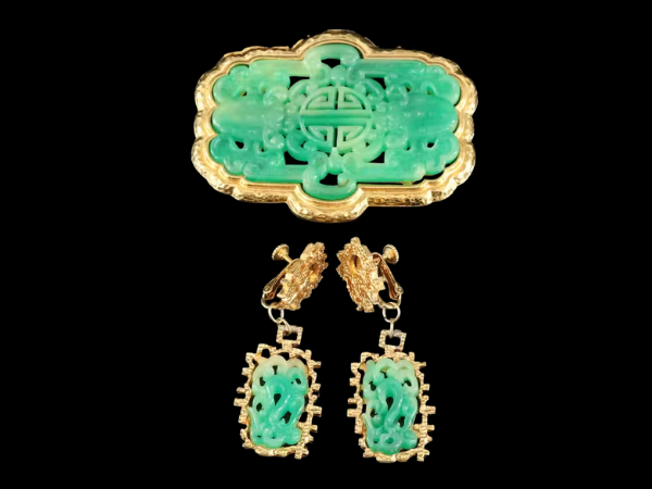 Vintage Jewelry, Traditional Furniture, Art & Décor