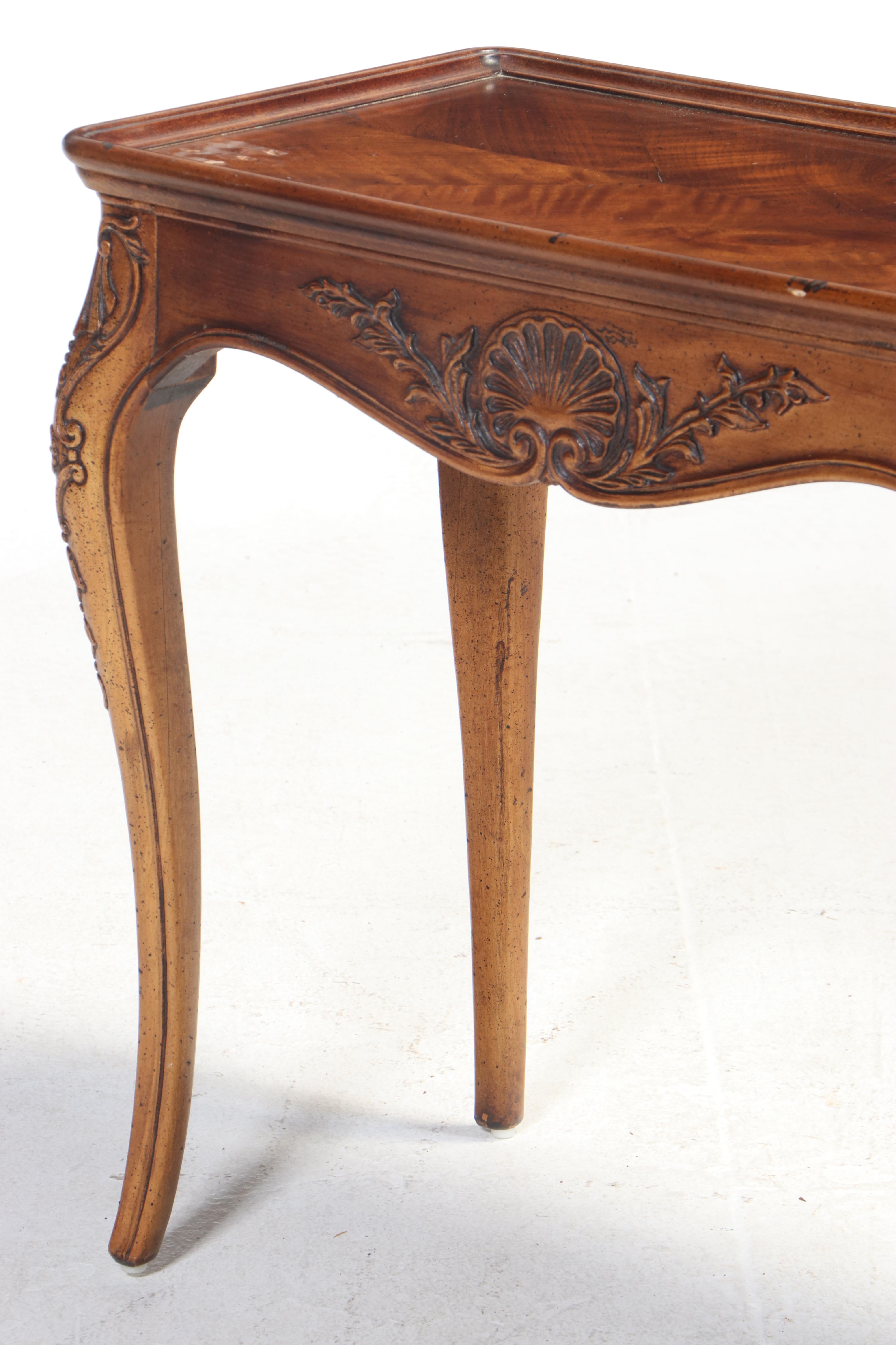 Henredon "Villandry" French Provincial Style Walnut and Maple Console Table
