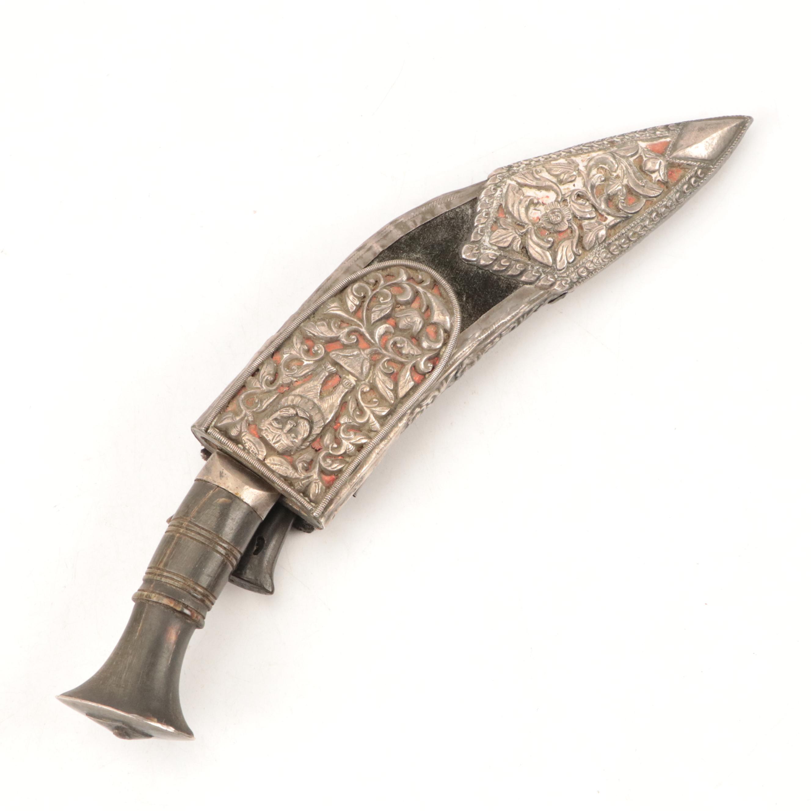 Hunting Knife & Leather Scabbard, Souvenir Kukri With Chakmak & Karda in Sheath