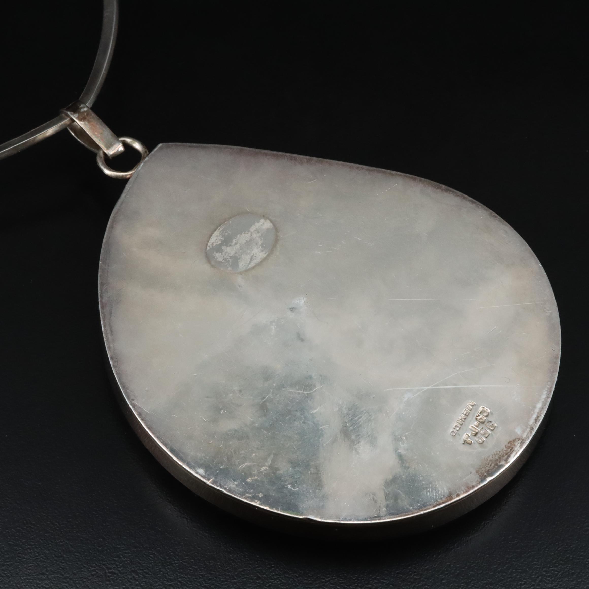 Fossilized Ammonite Pendant Necklace