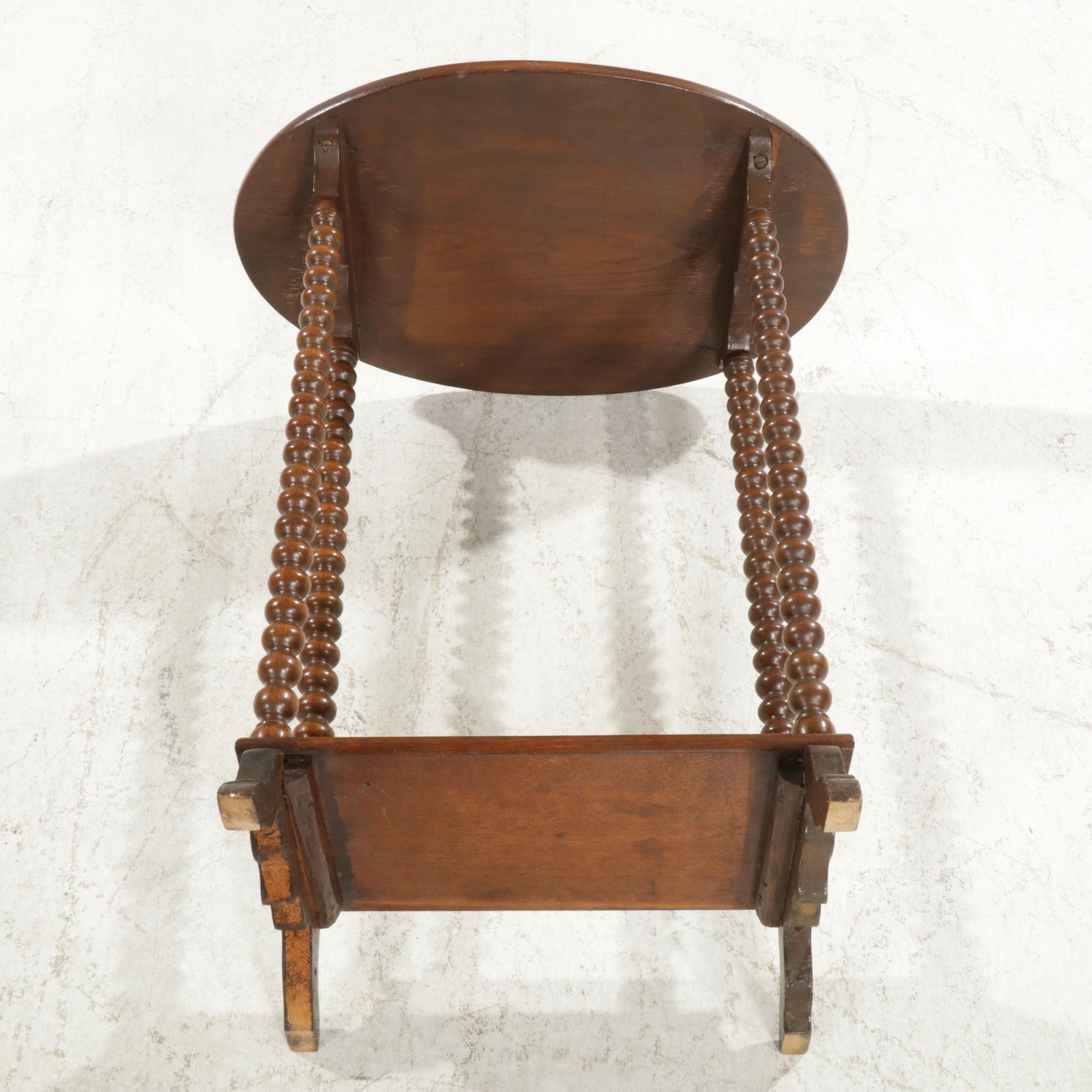 Victorian Walnut Spool-Turned Side Table, Late 19th Century