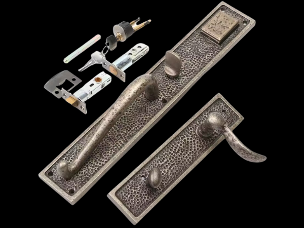 Contemporary Living & DIY Home Updates