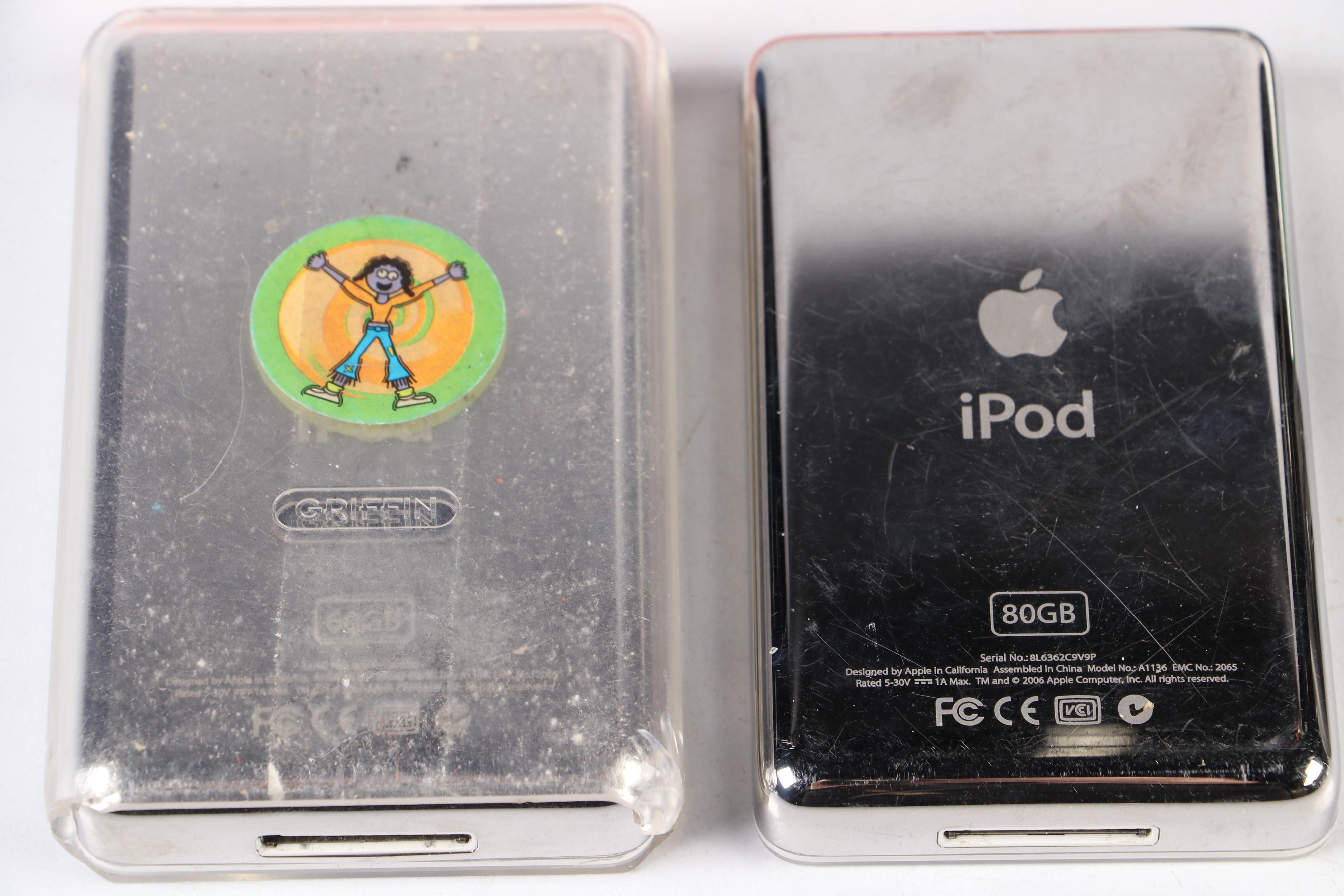 Nintendo DS and DS Lite with 60GB and 80GB Apple iPods