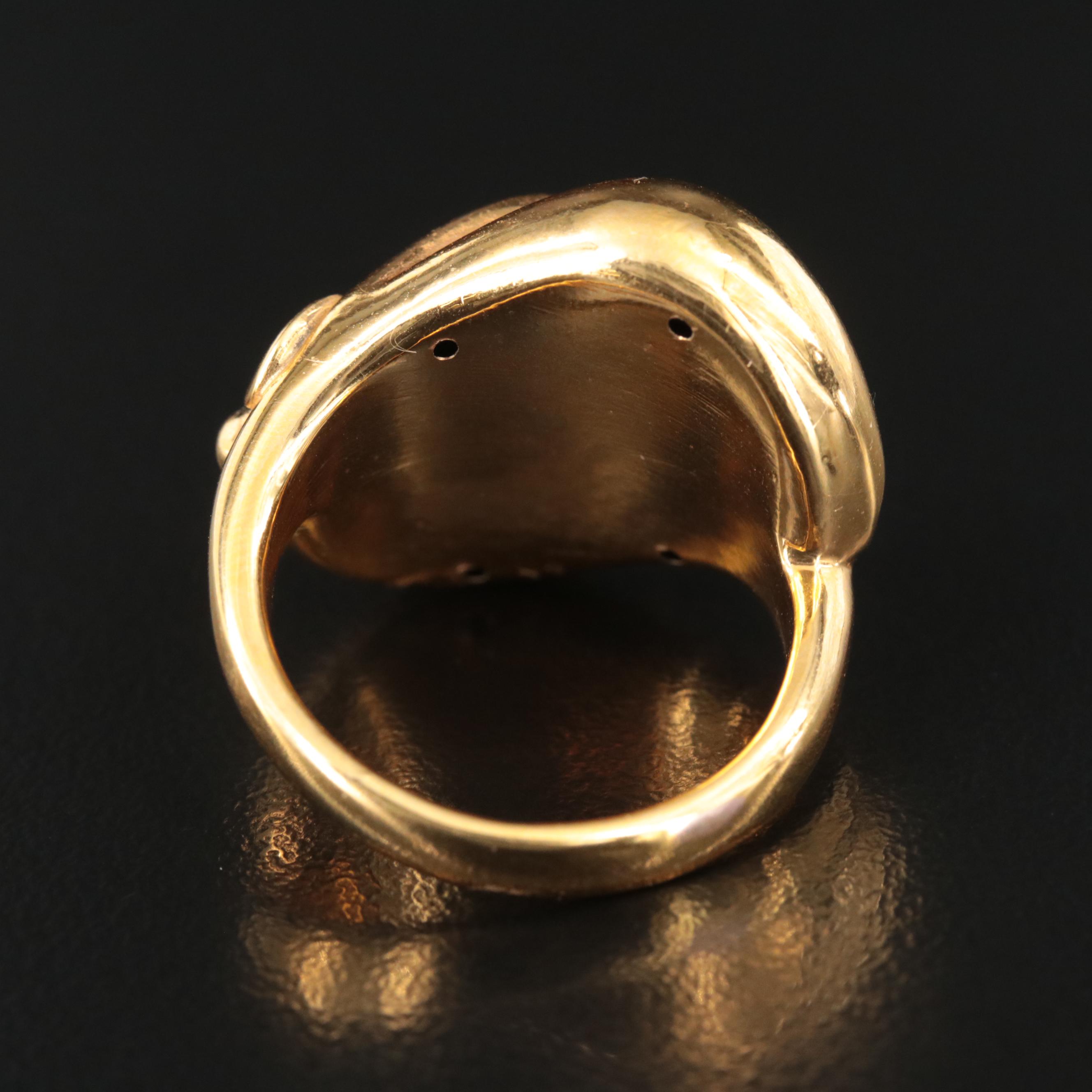 18K Fluted Ring