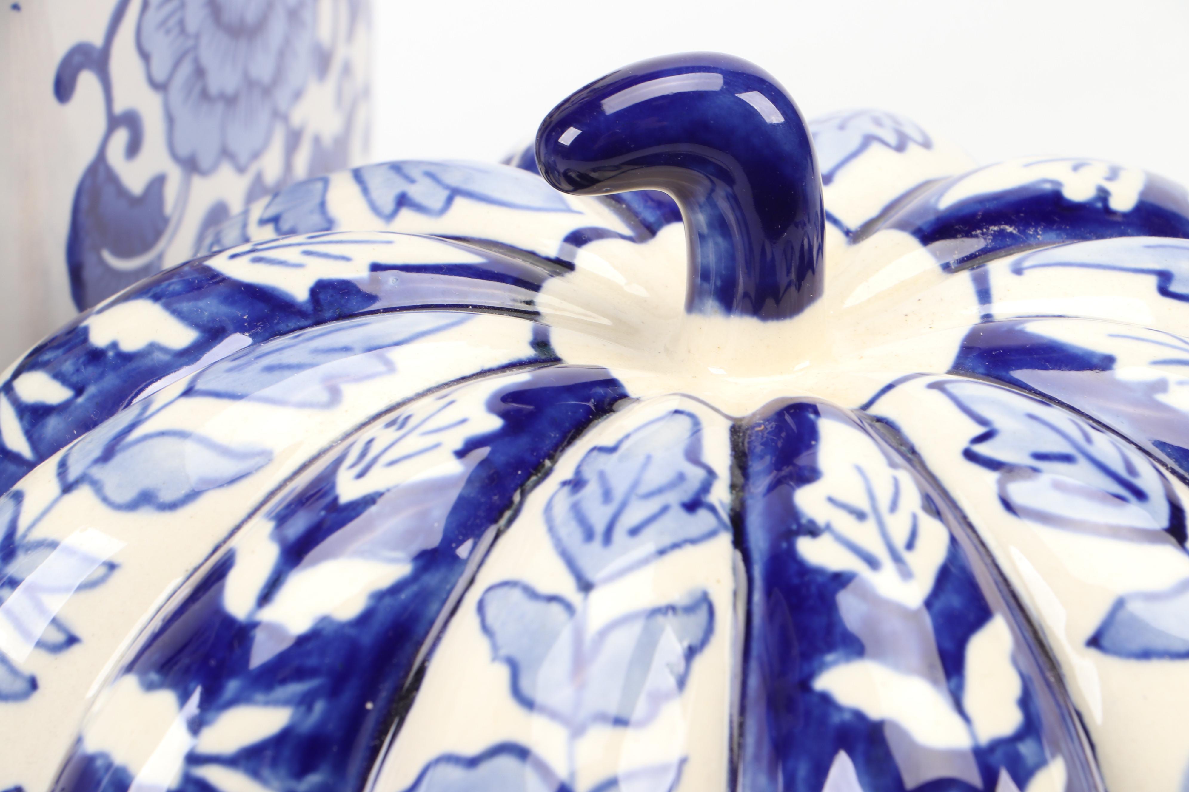 Hand-Painted Delft Ceramic Vase with Floral Motif Ceramic Vase and More