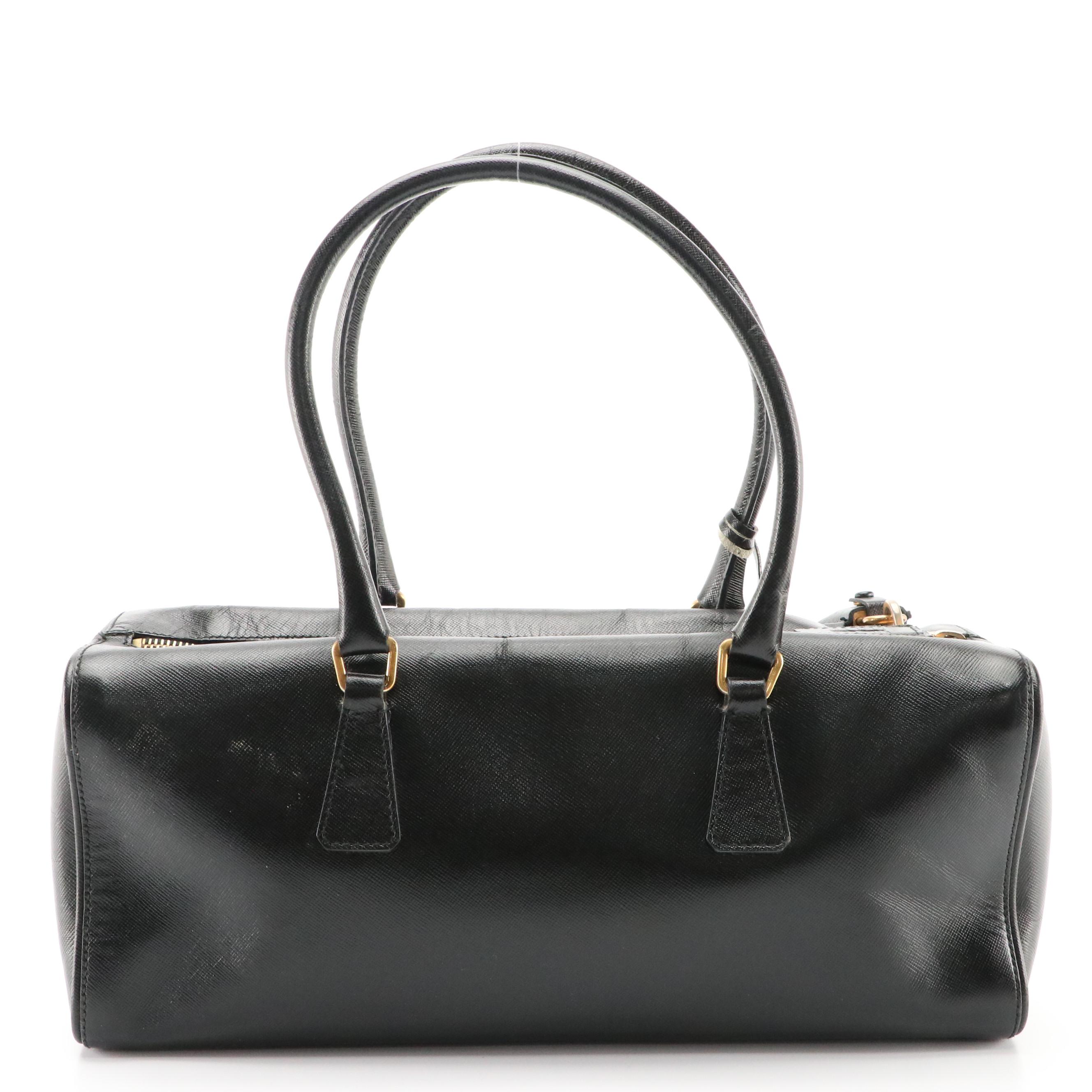 Prada Shoulder Bag in Black Saffiano Leather