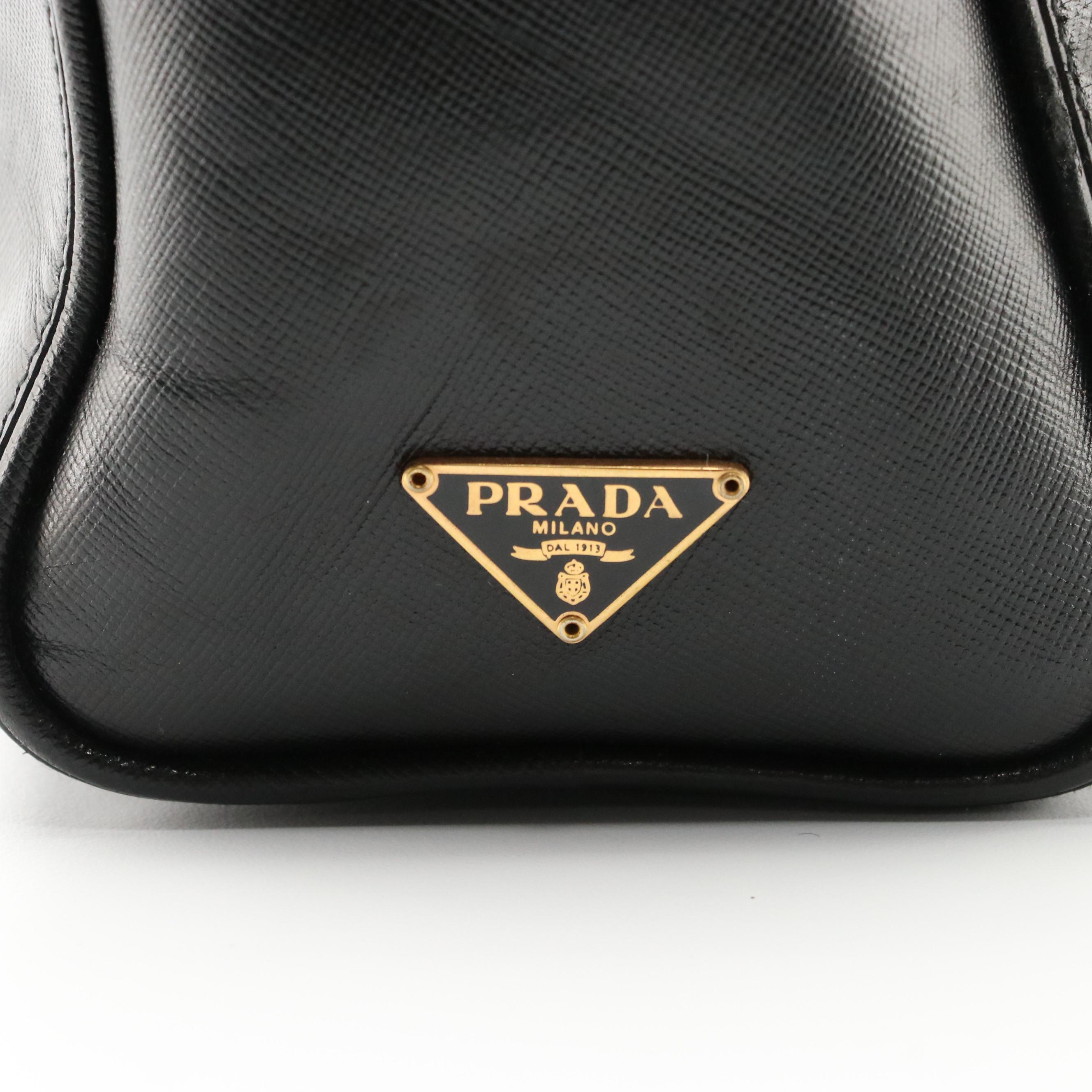 Prada Shoulder Bag in Black Saffiano Leather