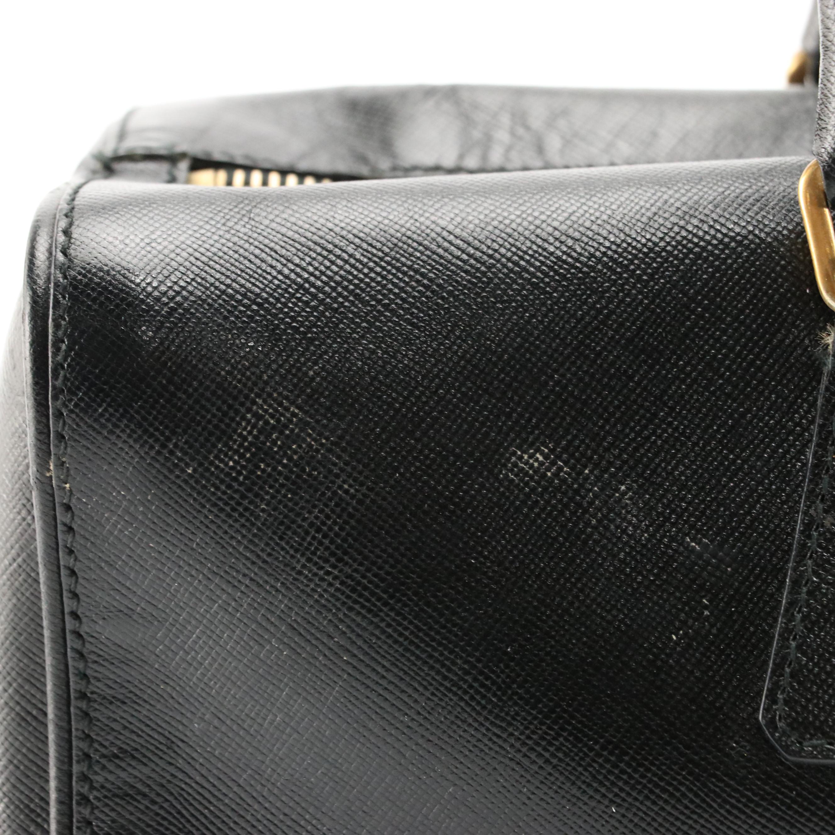 Prada Shoulder Bag in Black Saffiano Leather