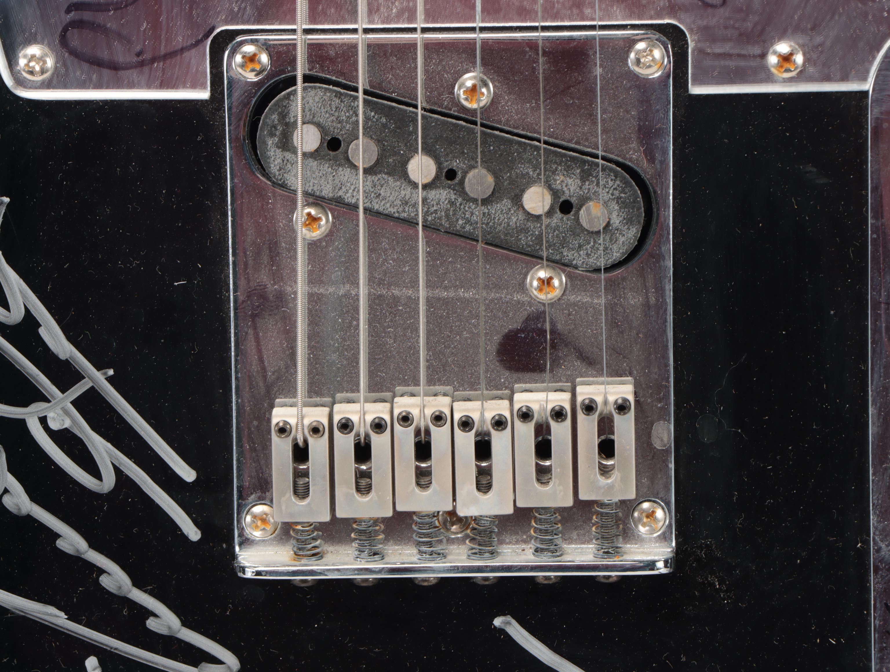 Squier Telecaster Fender Signed Alan Jackson, Ronnie Dunn, More From 2005 CMAs