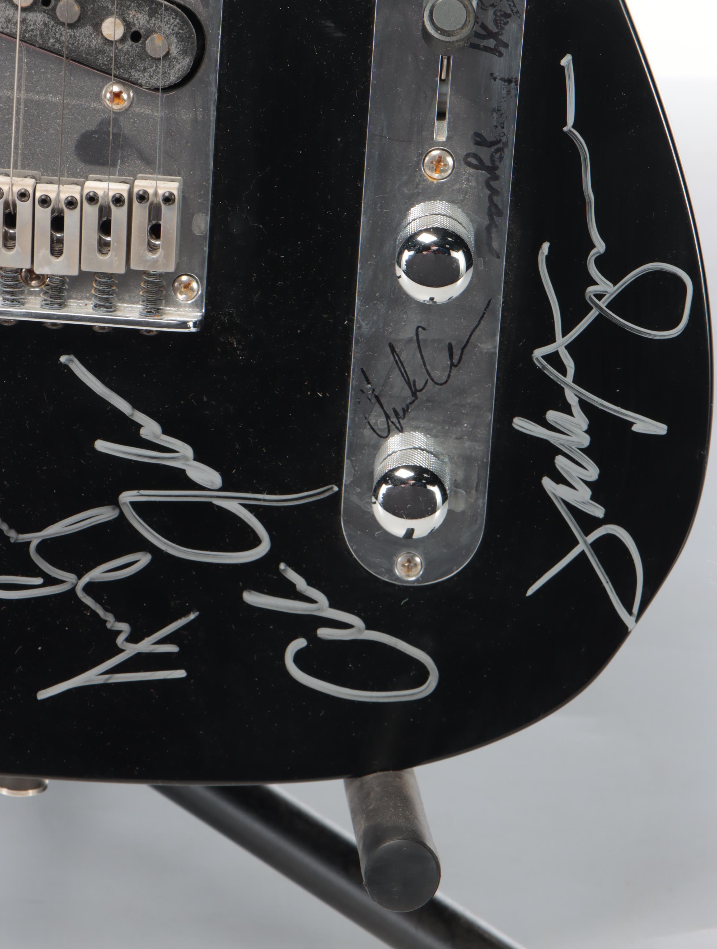 Squier Telecaster Fender Signed Alan Jackson, Ronnie Dunn, More From 2005 CMAs
