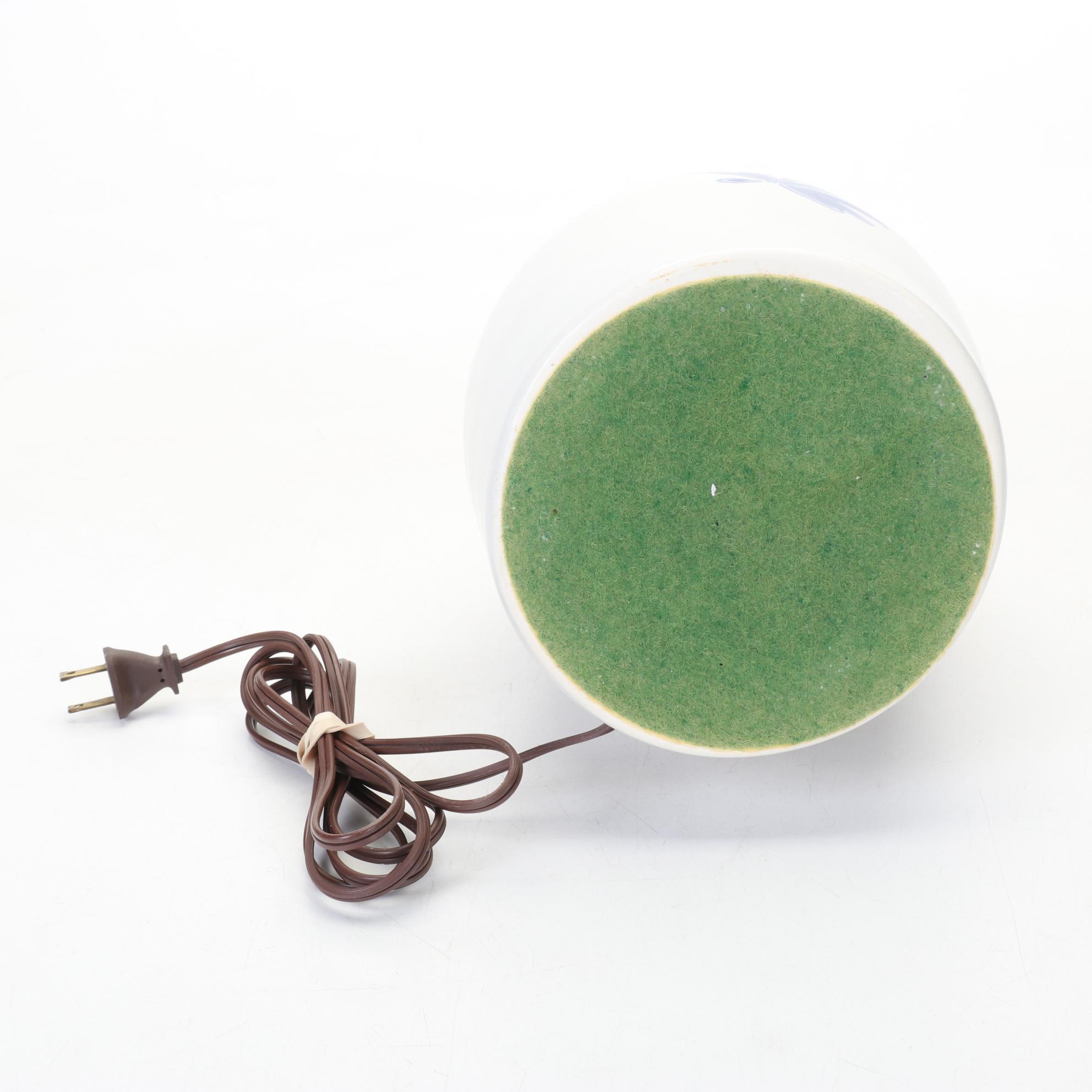 Pfaltzgraff "Yorktowne" Table Lamp and Signed Art Pottery Featuring Nafziger