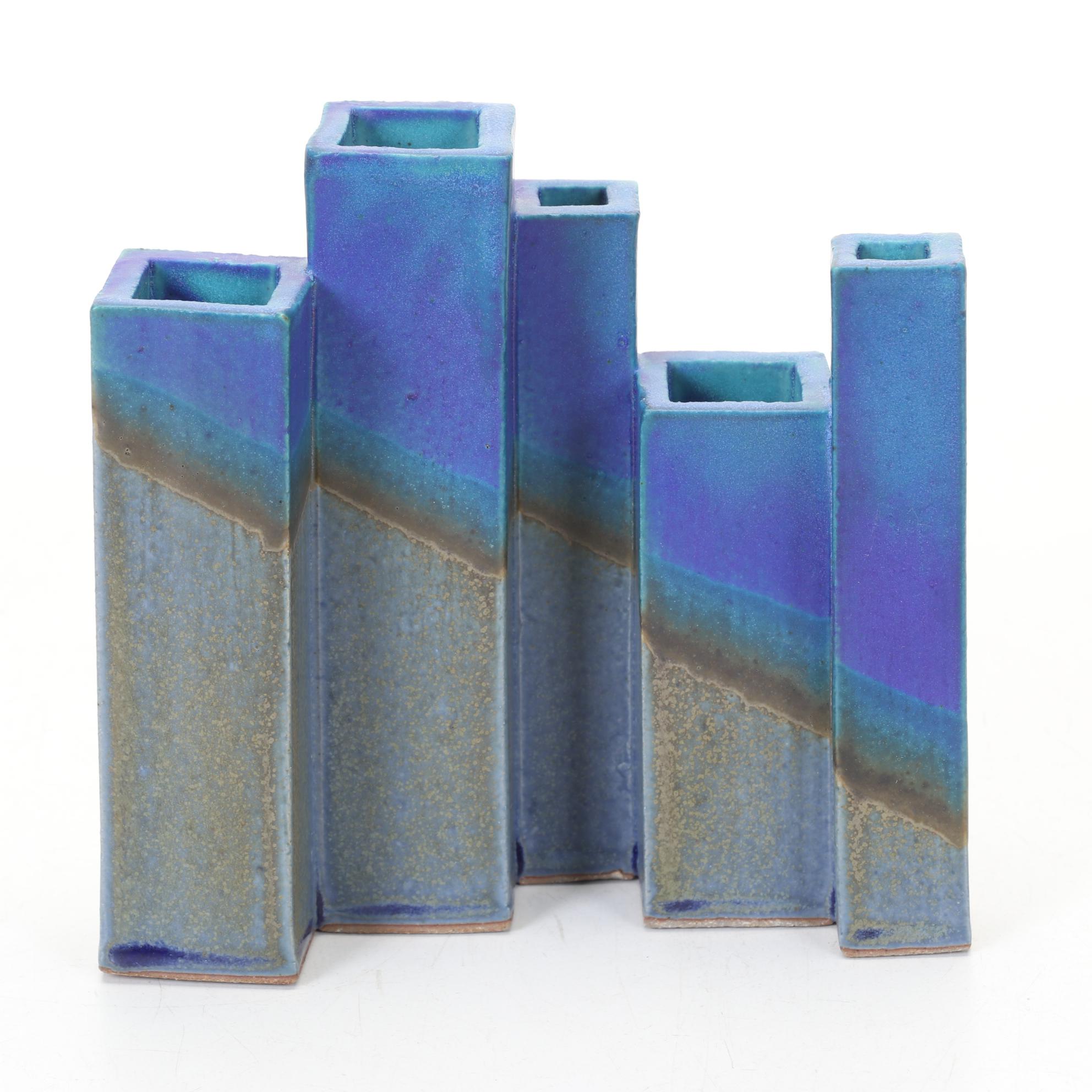 Pfaltzgraff "Yorktowne" Table Lamp and Signed Art Pottery Featuring Nafziger