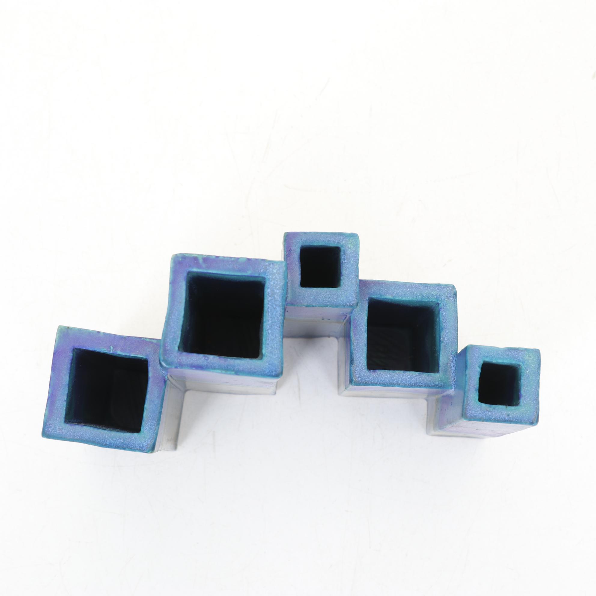 Pfaltzgraff "Yorktowne" Table Lamp and Signed Art Pottery Featuring Nafziger