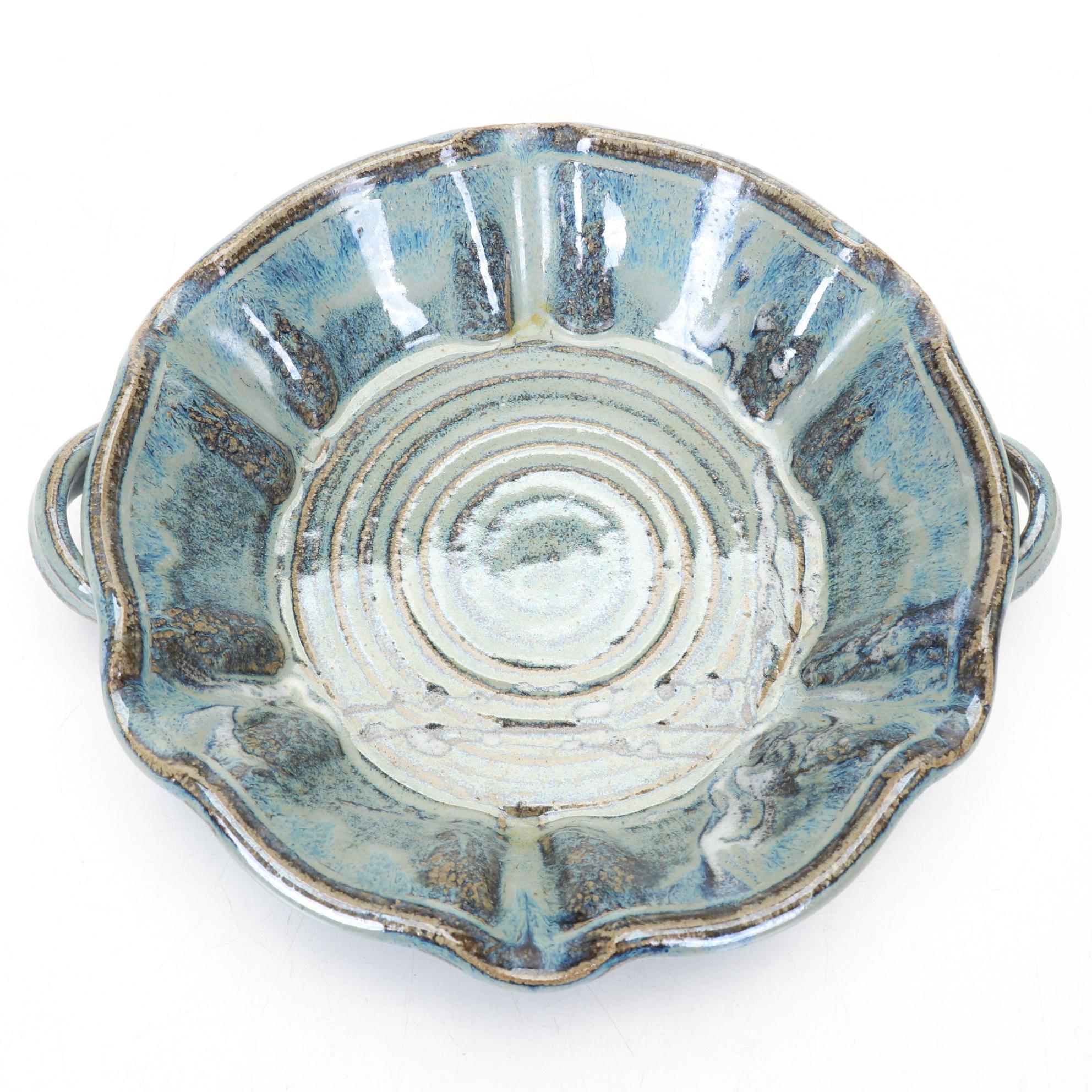 Pfaltzgraff "Yorktowne" Table Lamp and Signed Art Pottery Featuring Nafziger