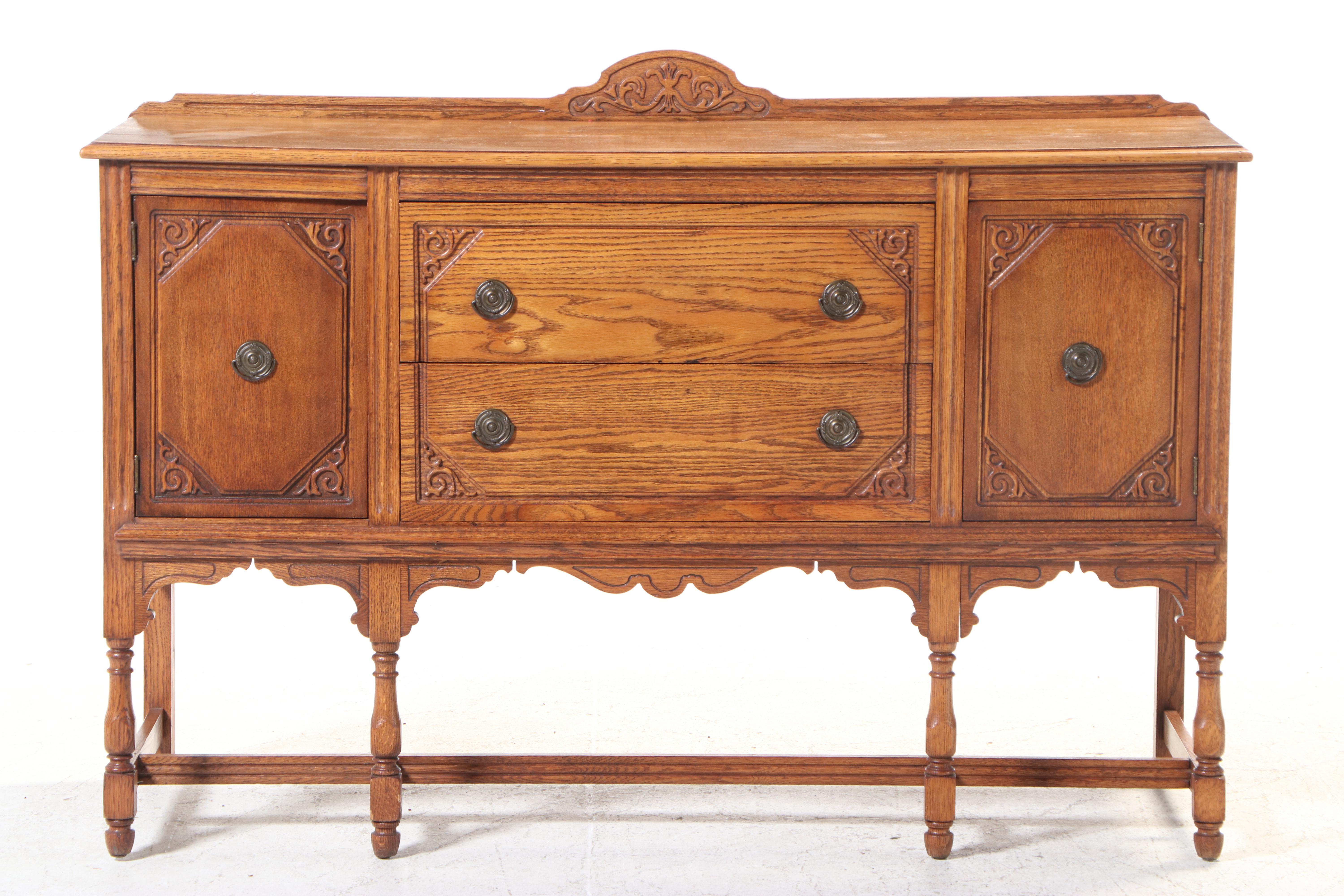 Jacobean Revival Style Oak Buffet, Early to Mid-20th Century