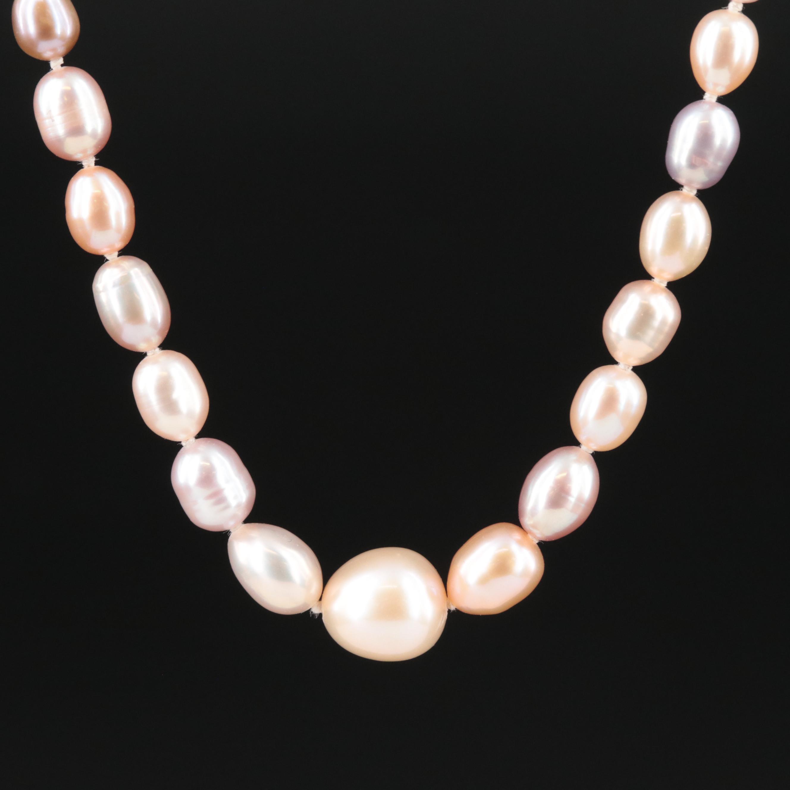 Graduated Pearl Necklace with 14K Clasp