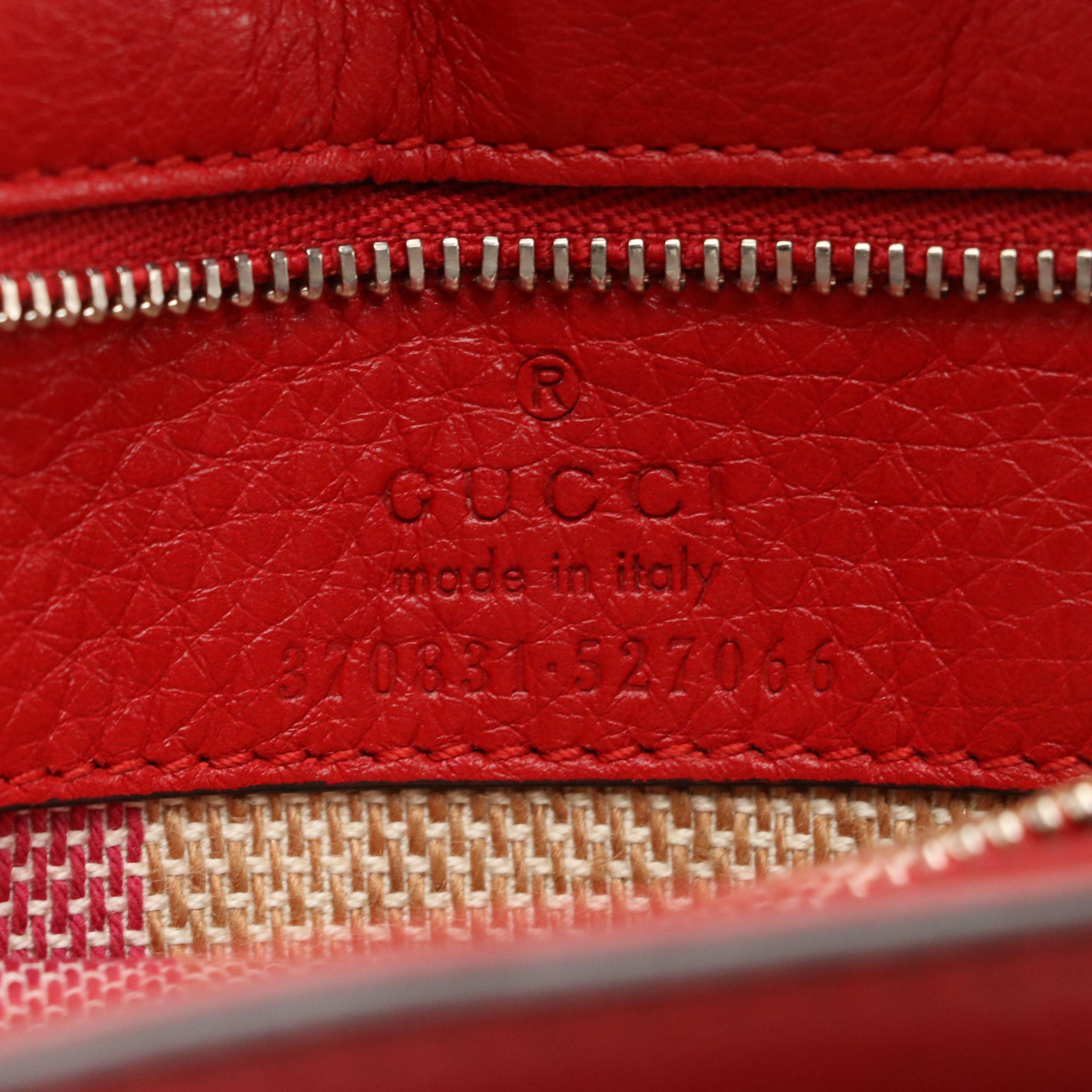 Gucci Red Pebble Grain Leather Two-Way Handbag with Bamboo Twist Lock