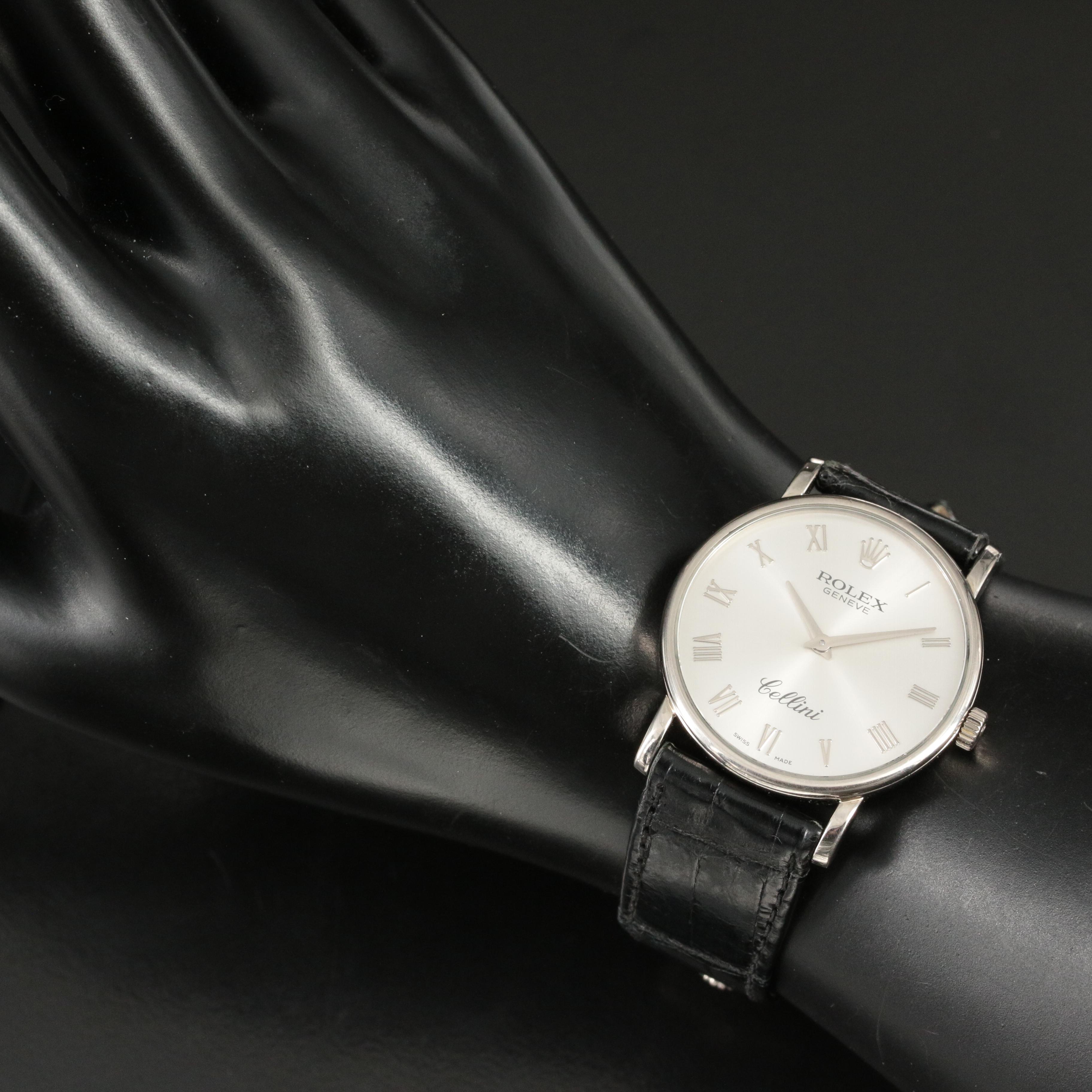 2005 18K Rolex Cellini Stem Wind Watch