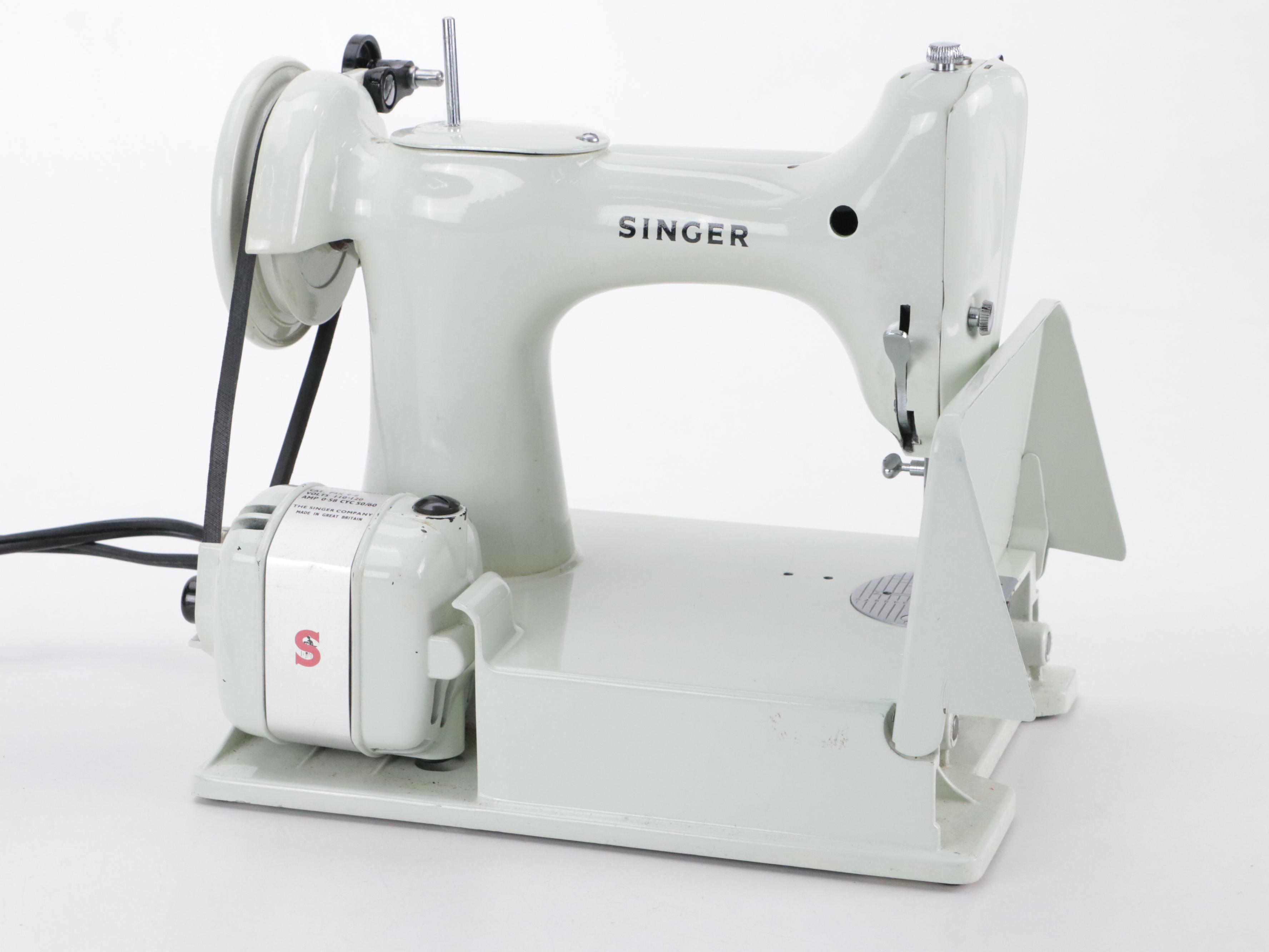 Singer 221K Featherweight Portable Sewing Machine, Mid-20th Century