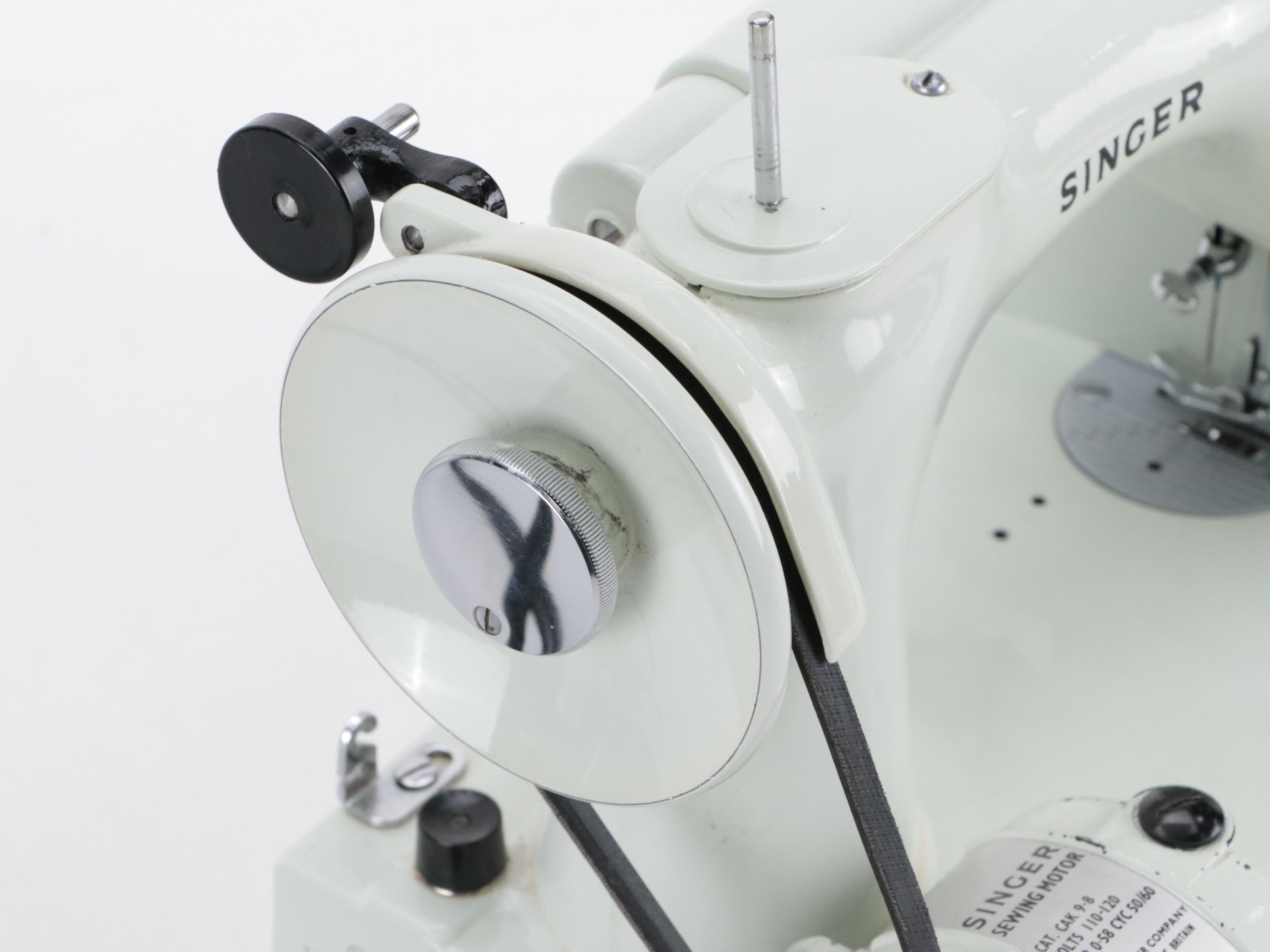 Singer 221K Featherweight Portable Sewing Machine, Mid-20th Century