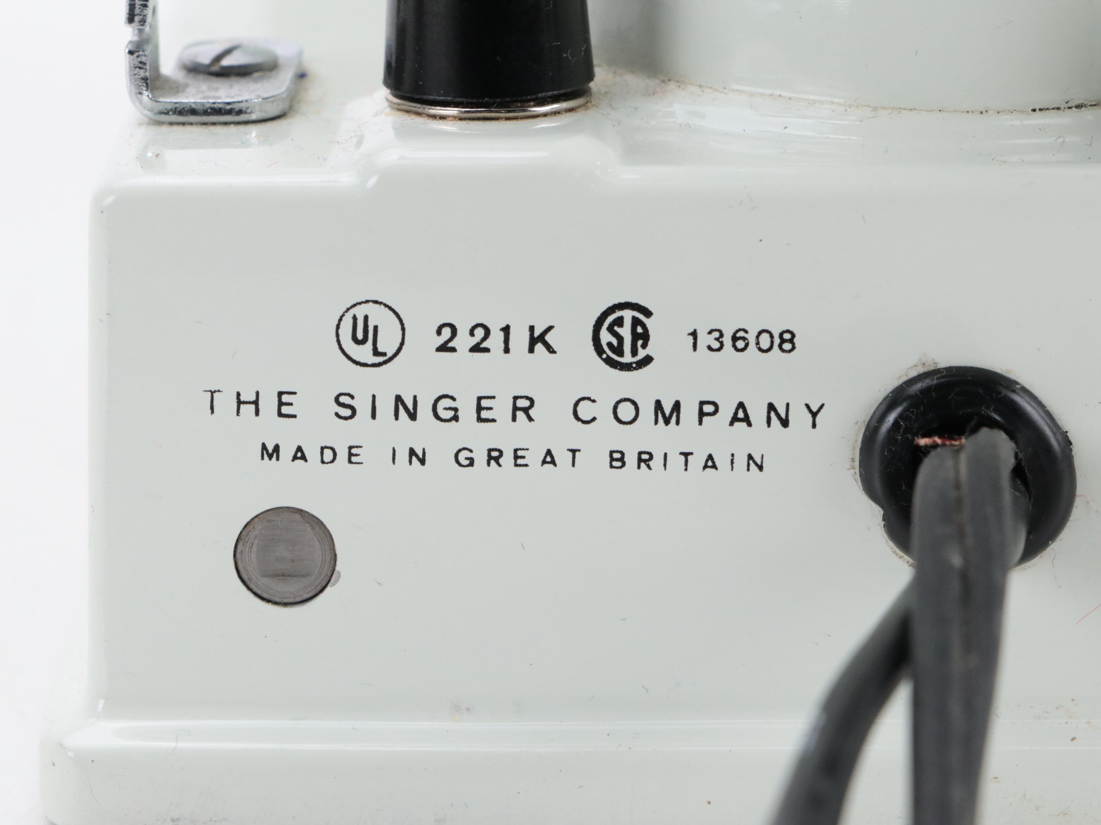 Singer 221K Featherweight Portable Sewing Machine, Mid-20th Century