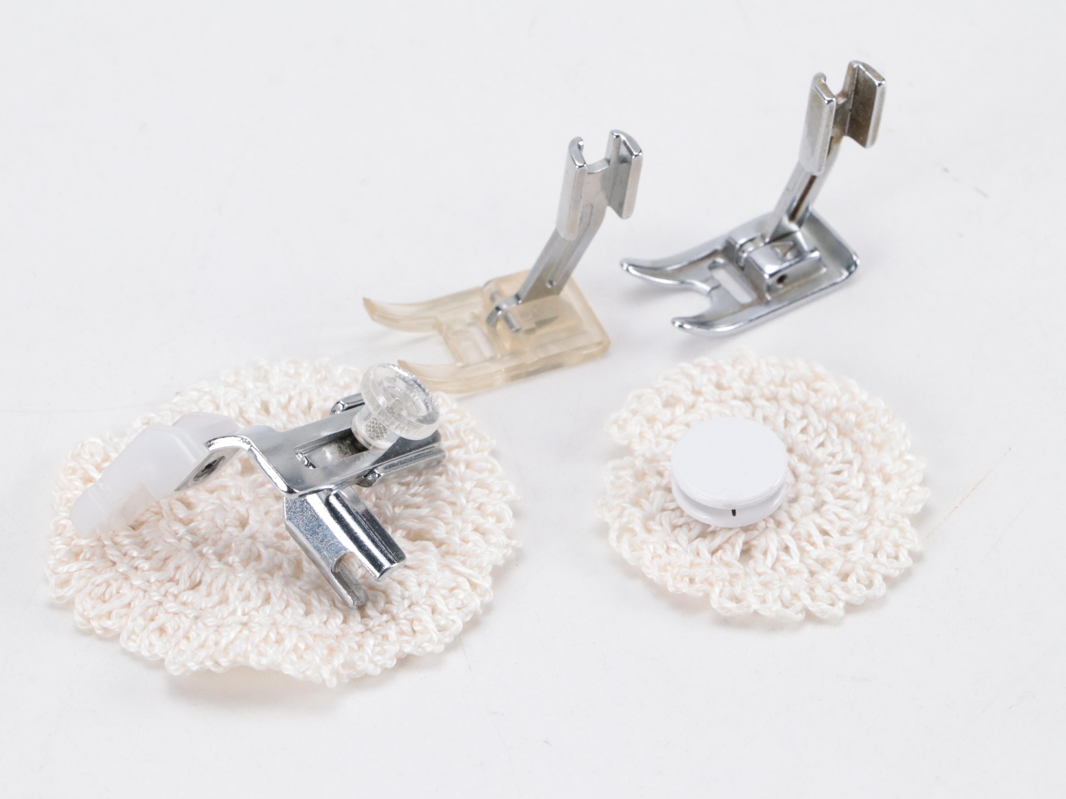 Singer 221K Featherweight Portable Sewing Machine, Mid-20th Century