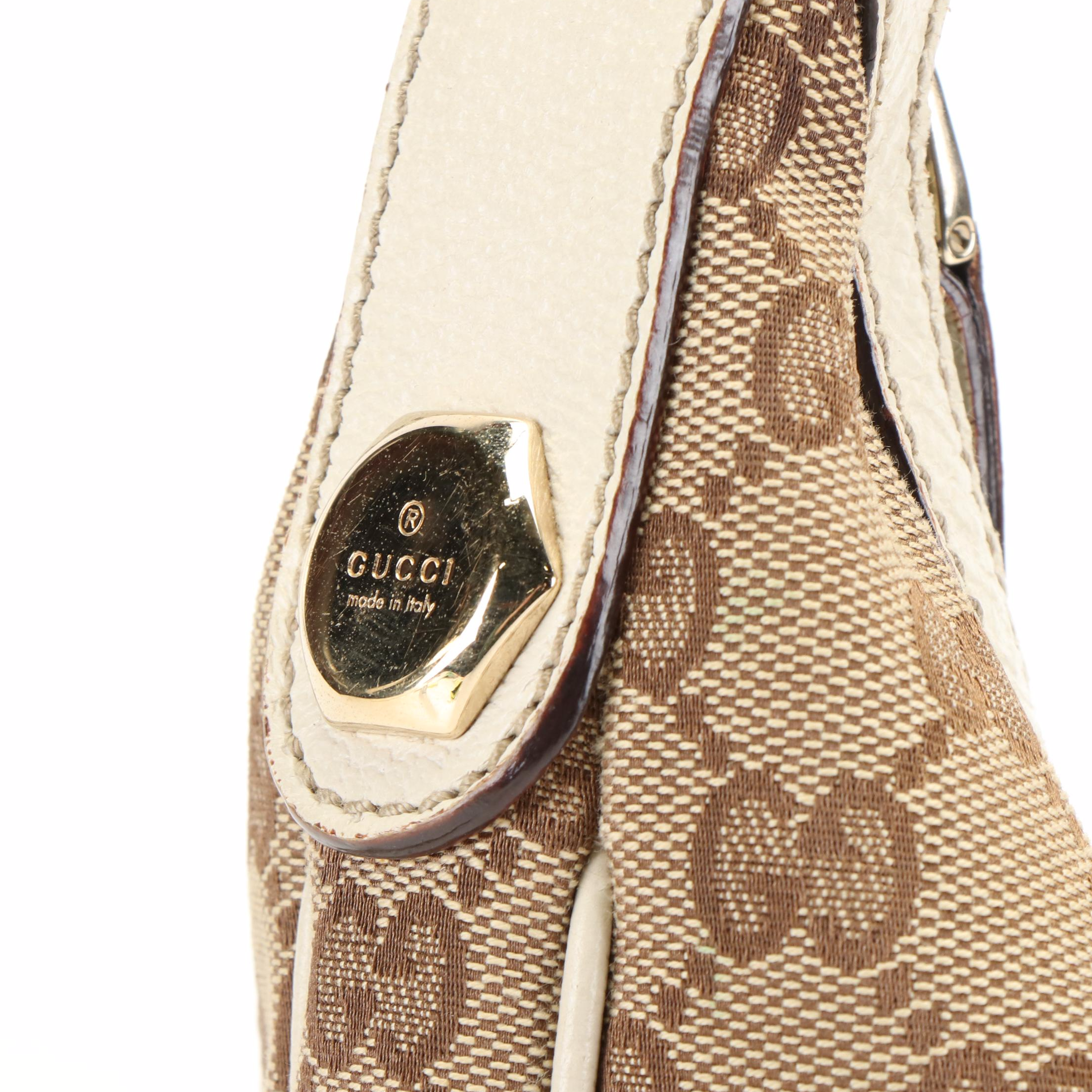 Gucci Charmy Hobo Shoulder Bag in Beige GG Canvas