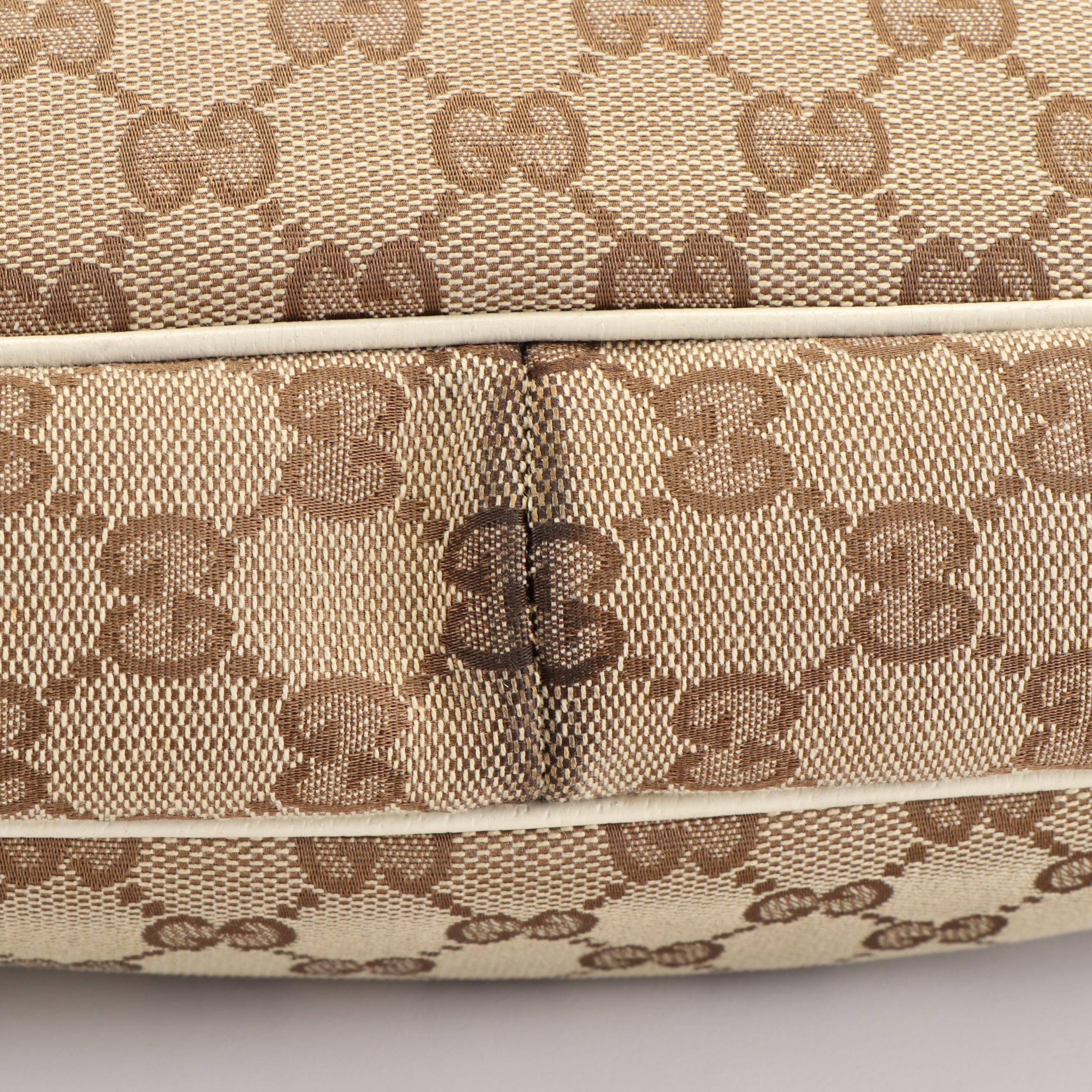 Gucci Charmy Hobo Shoulder Bag in Beige GG Canvas