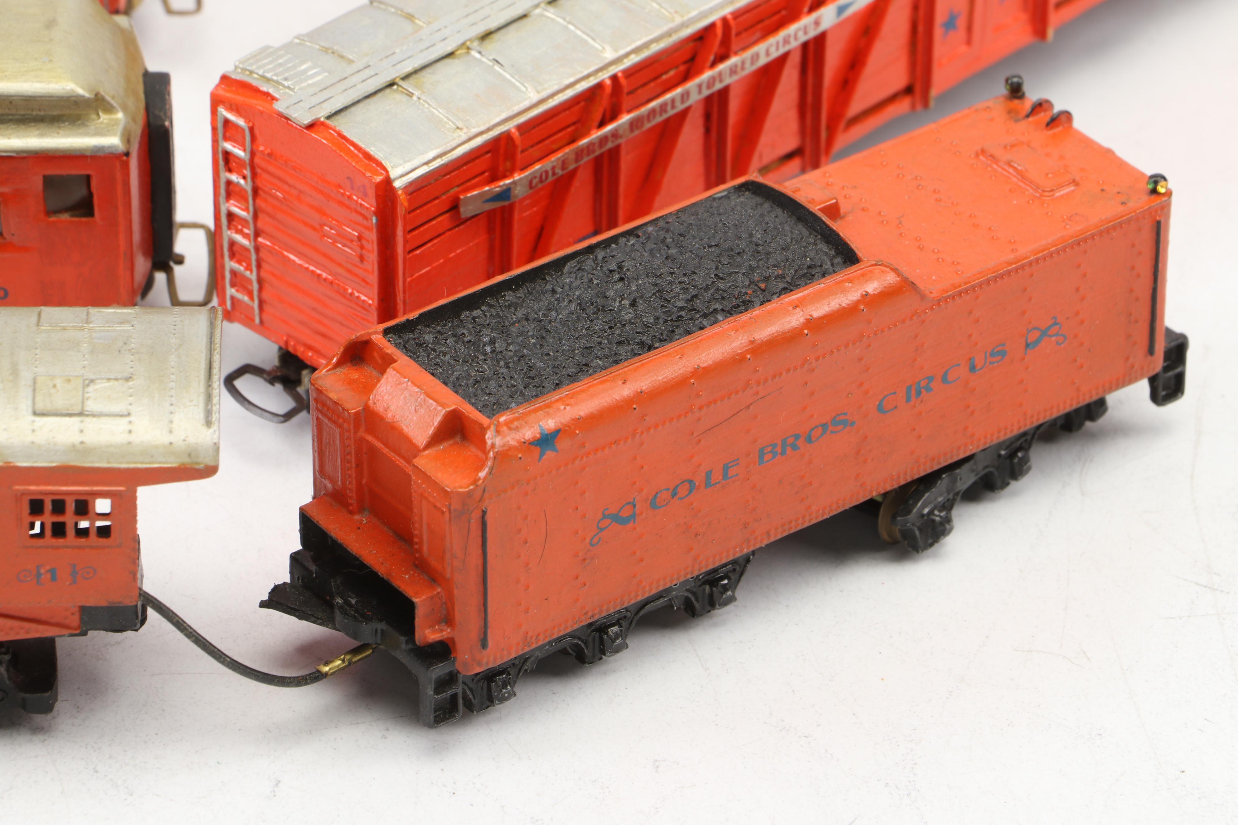 Cole Bros. Circus O Train Set