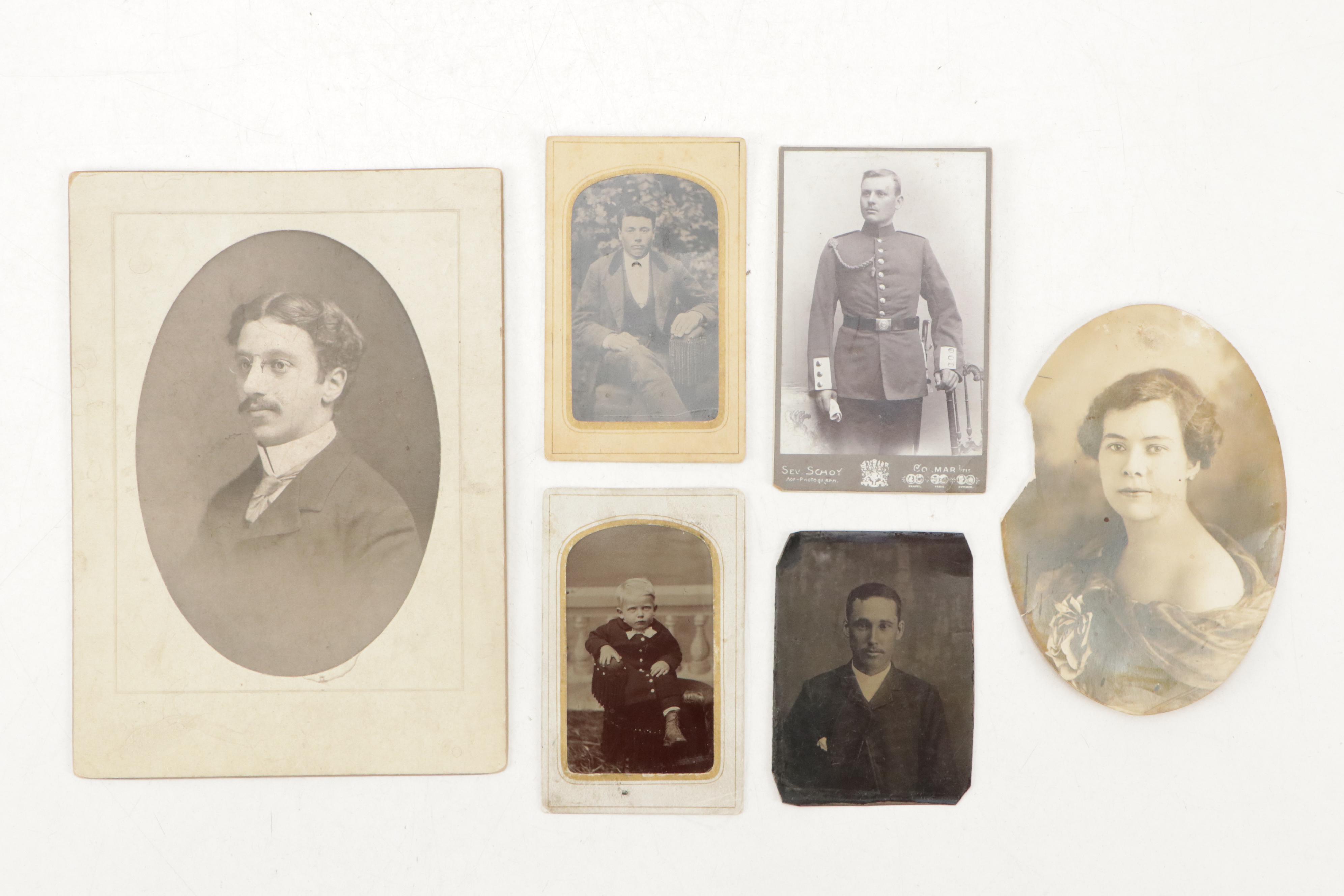 Photographs of Men, Women and Children with Stereoscope View Cards