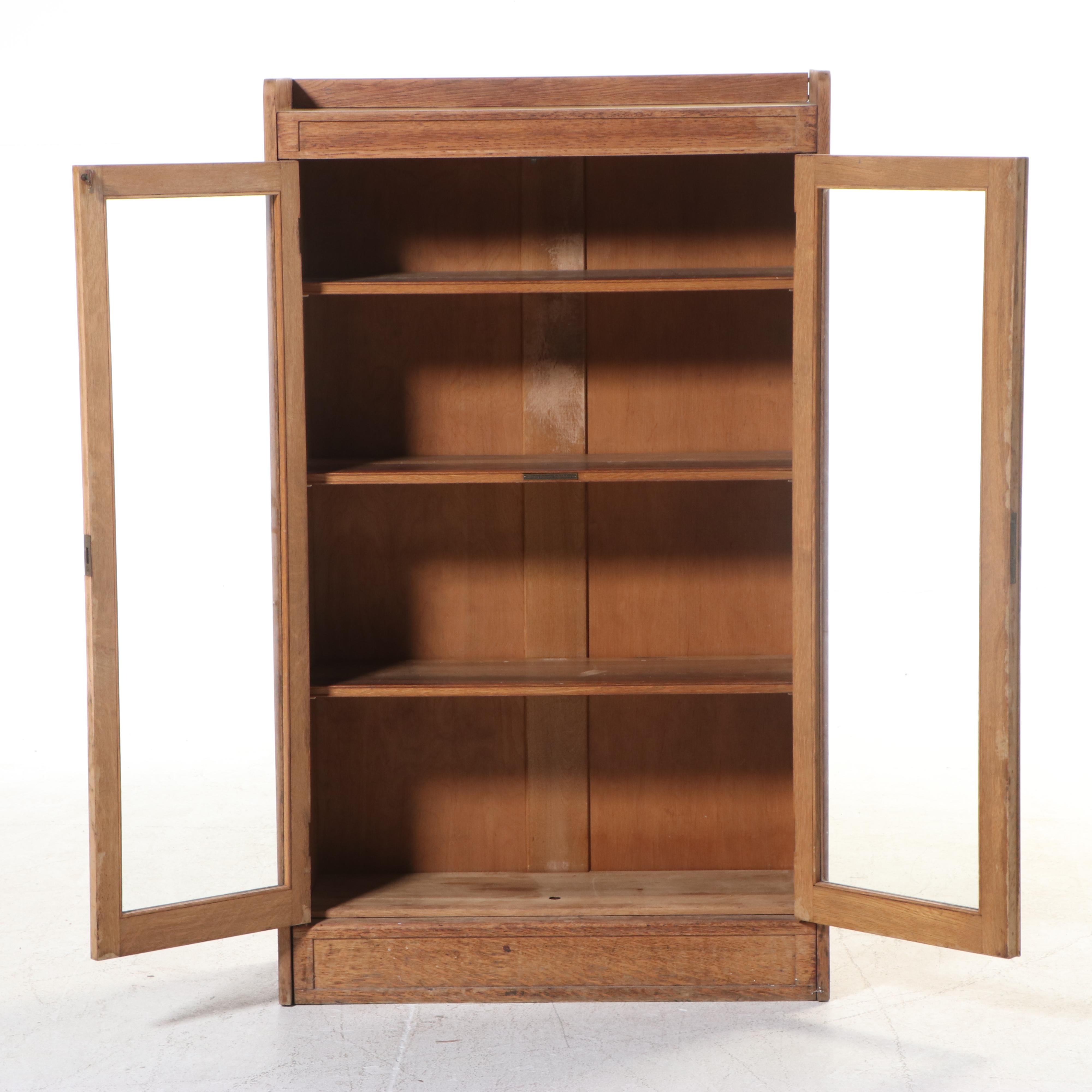 Library Bureau Sole Makers Quartersawn Oak Bookcase, Early 20th Century