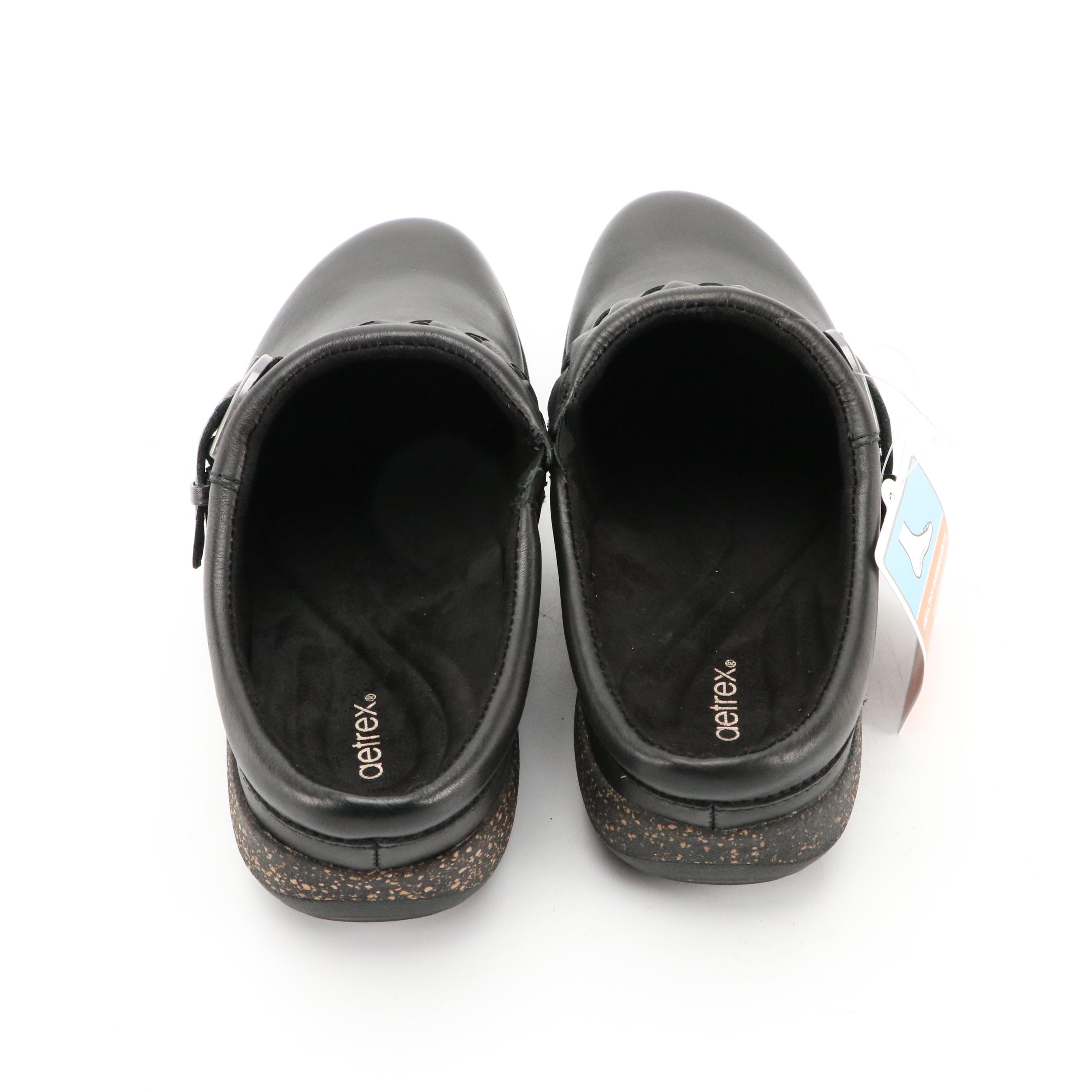 Aetrex Libby Clogs in Black with Boxes, NWT