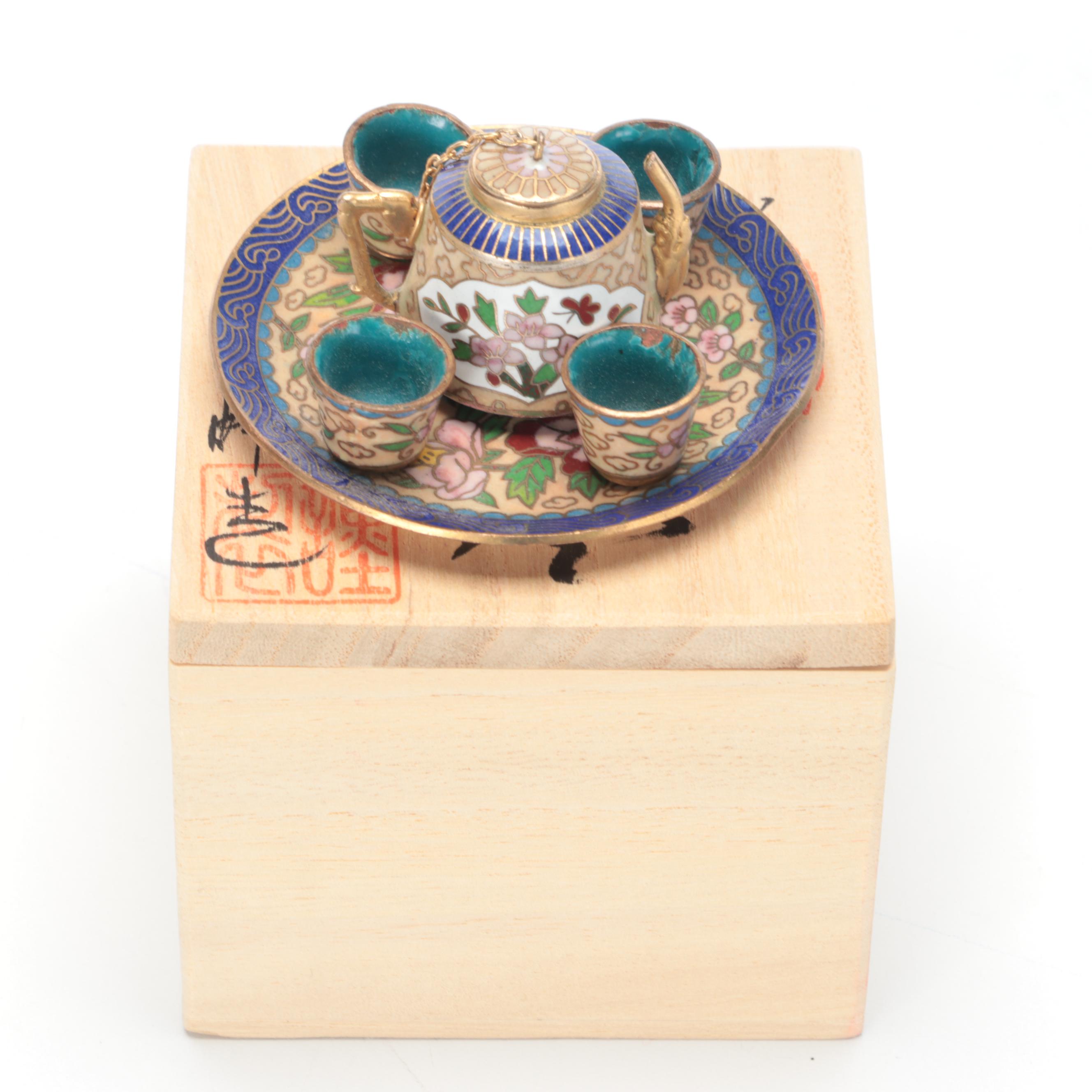 Wooden Doll House with Accessories