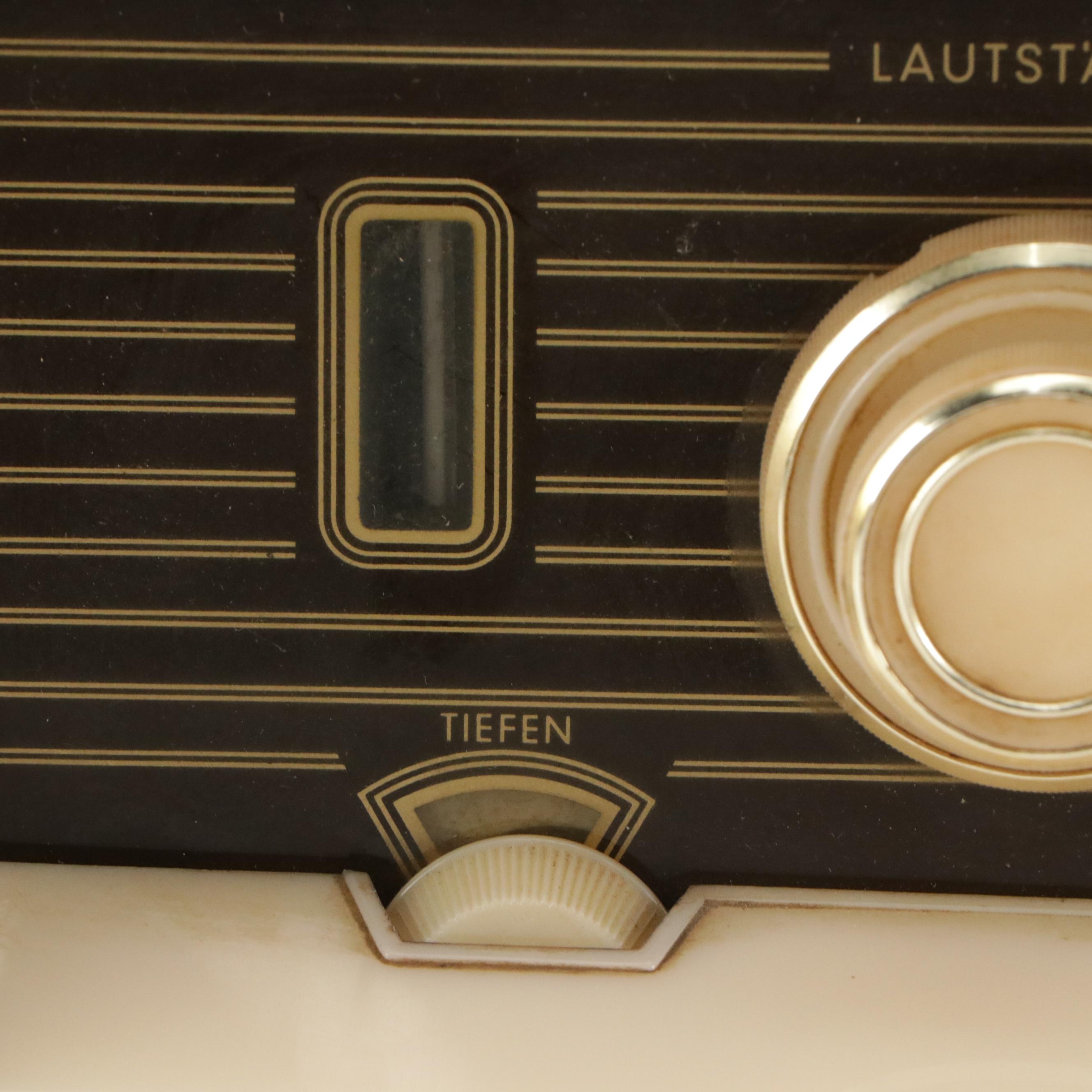 AEG West Germany "Super Harold"  Broadcast Receiver Radio, Mid-20th Century