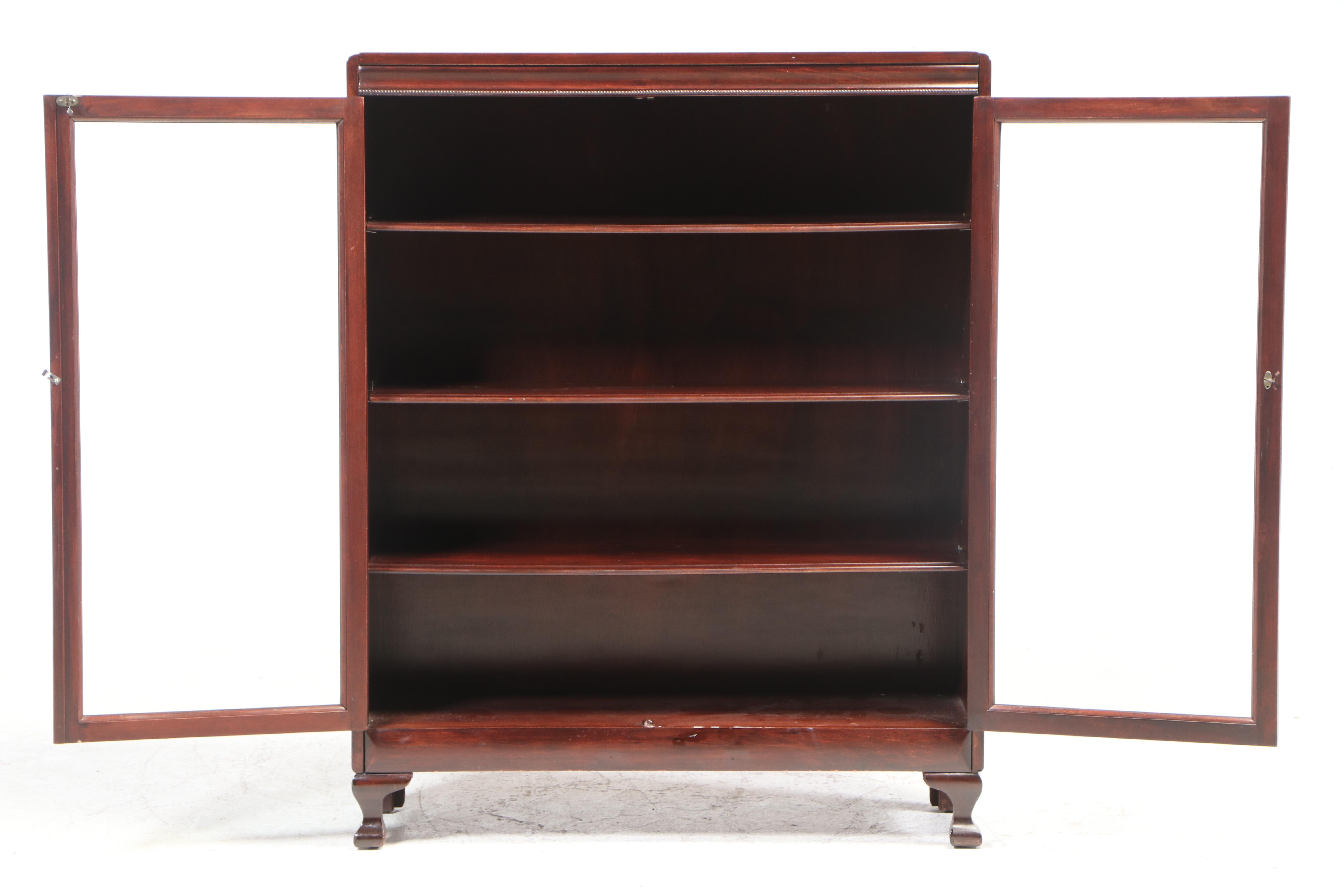 Stern Brothers Colonial Revival Mahogany-Stained Bookcase, Early 20th Century