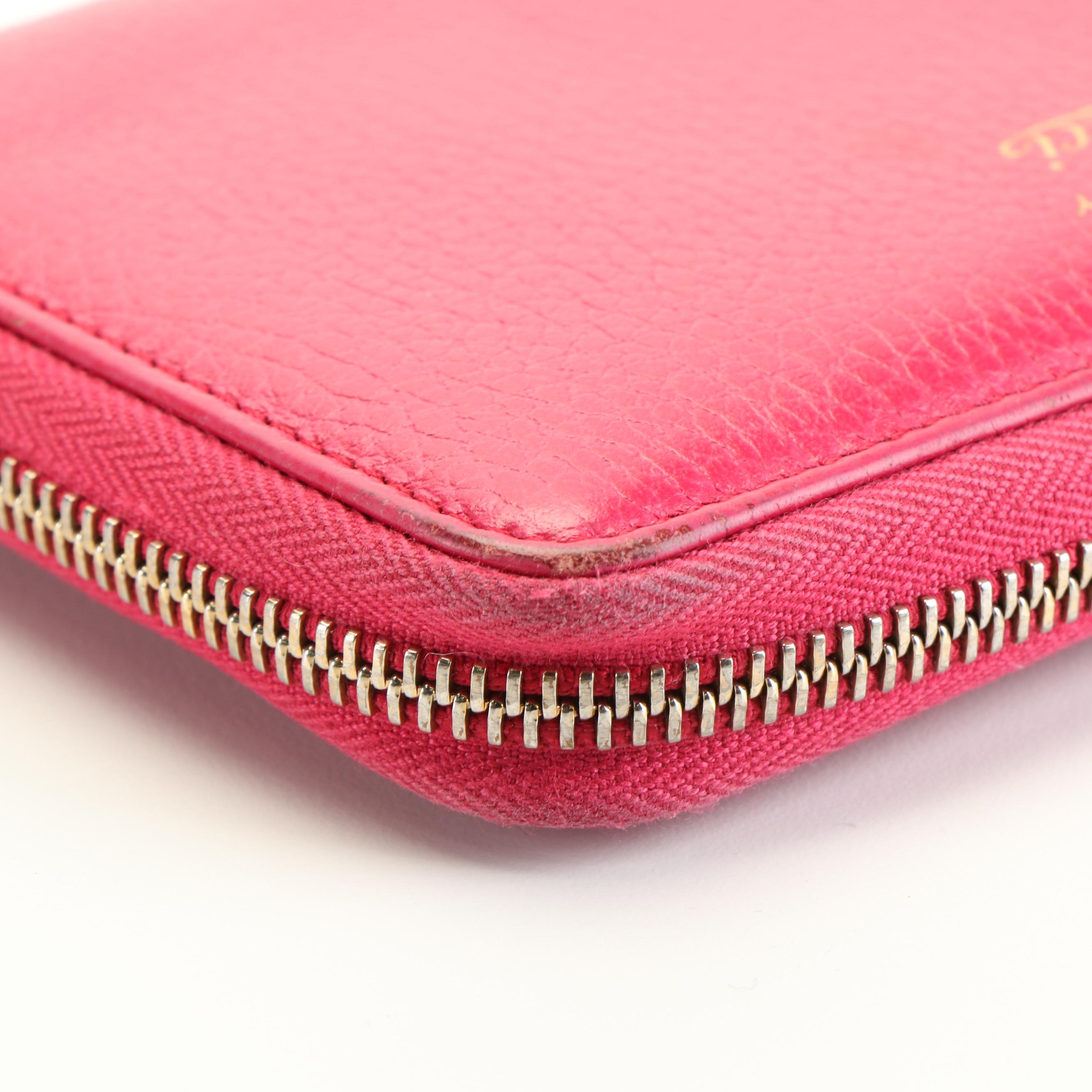 Gucci Zip Around Long Wallet in Pink Leather