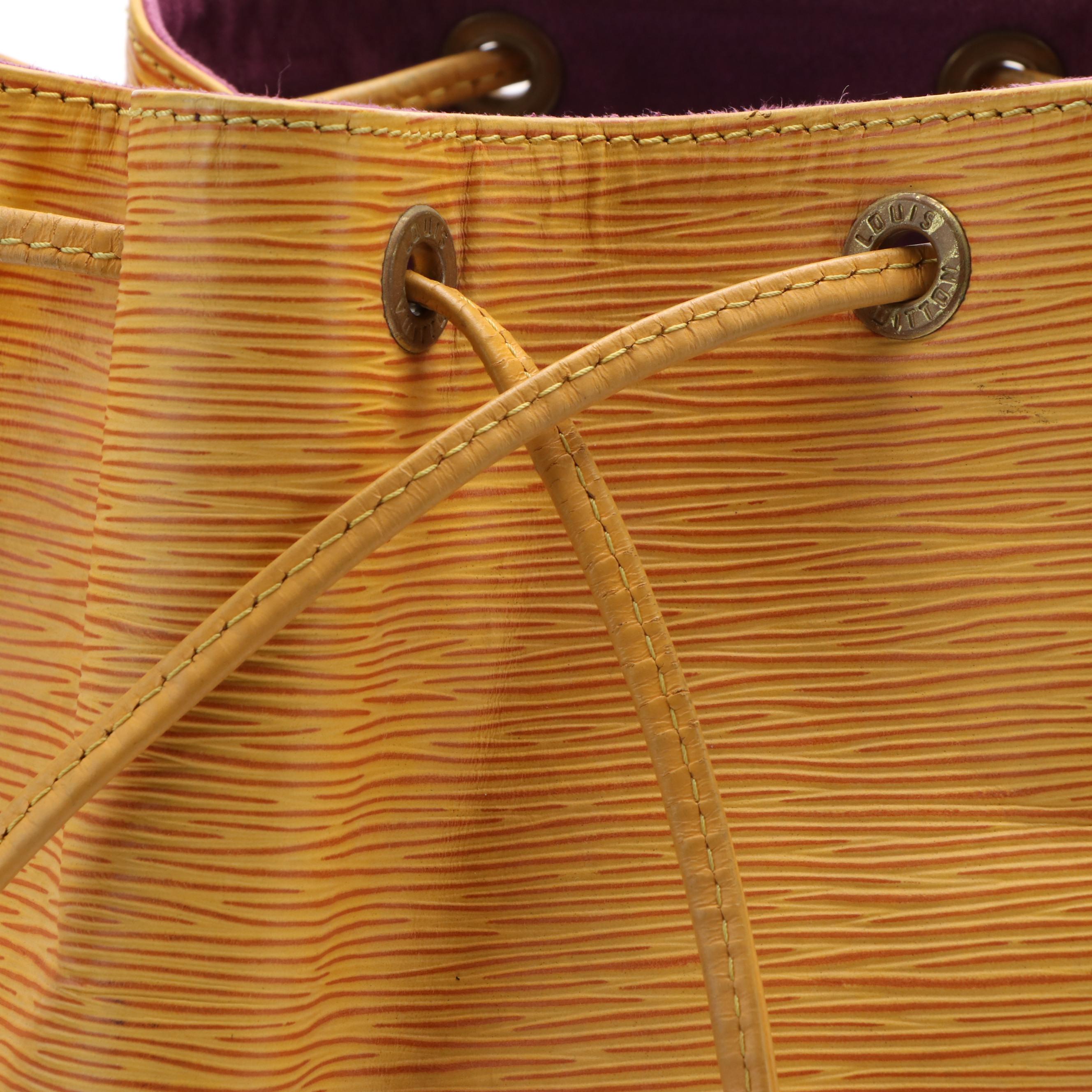 Louis Vuitton Noe Shoulder Bag in Yellow Epi leather