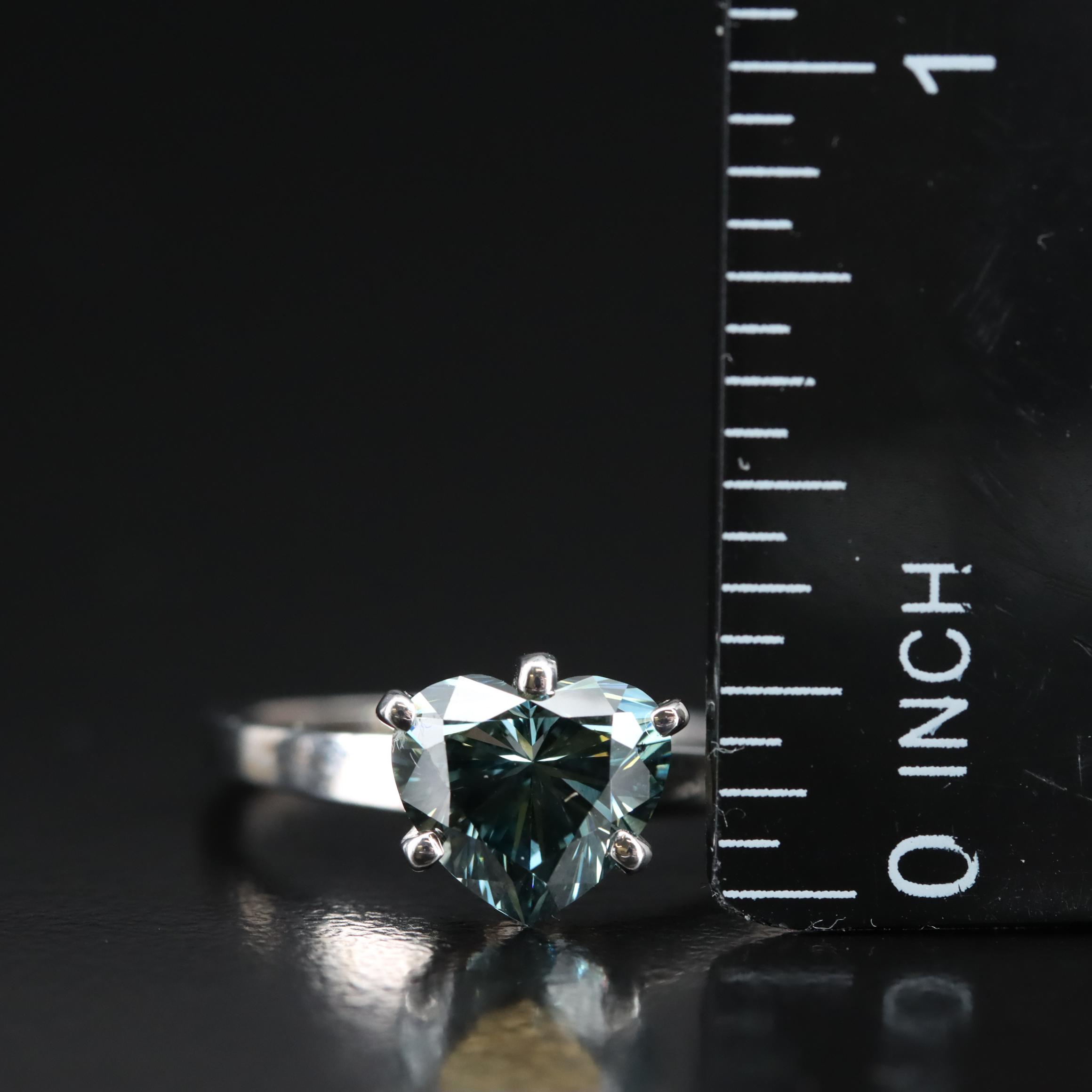 18K 2.21 CT Fancy Dark Green (Origin Undetermined) Diamond Solitaire Ring