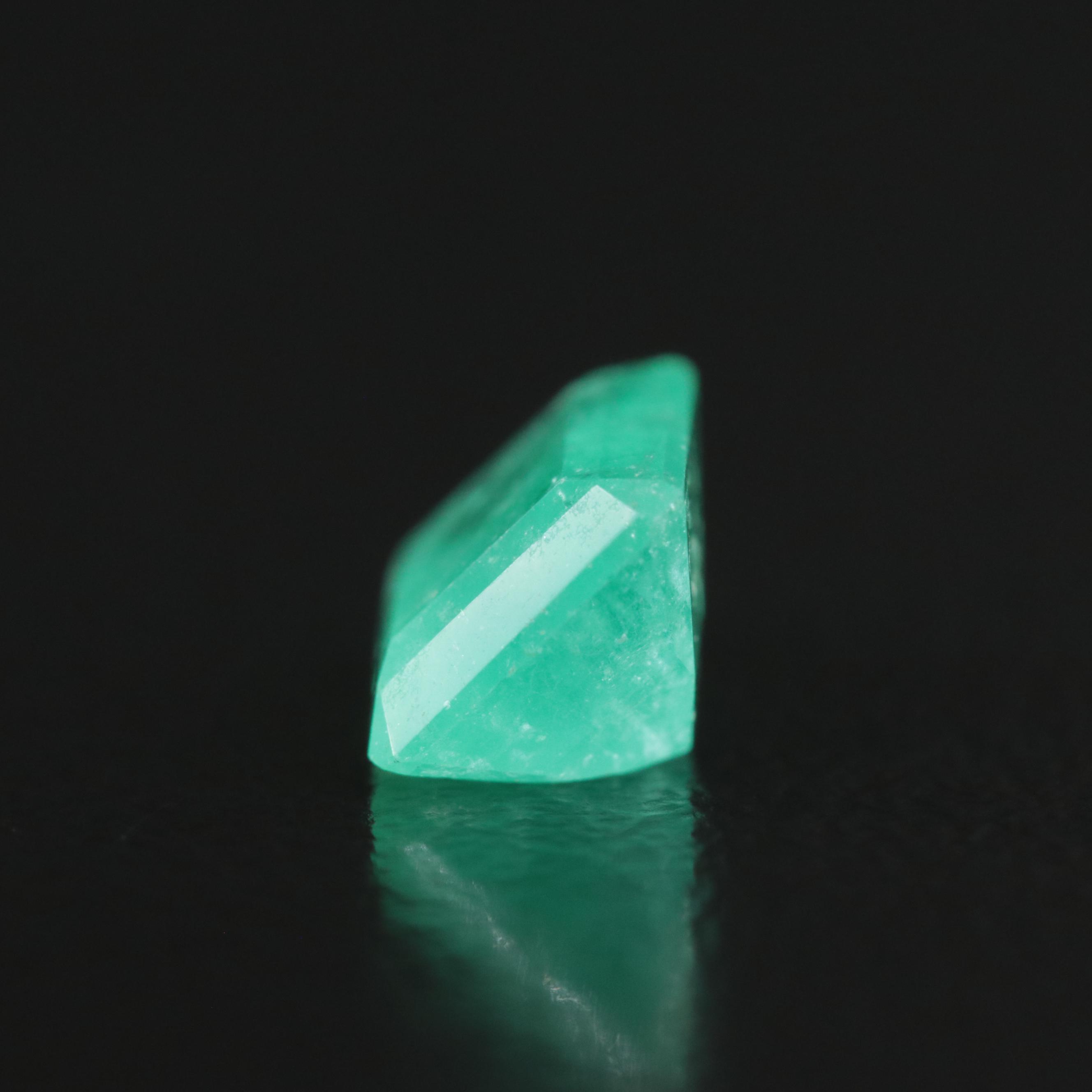 Loose 1.13 CT Emerald